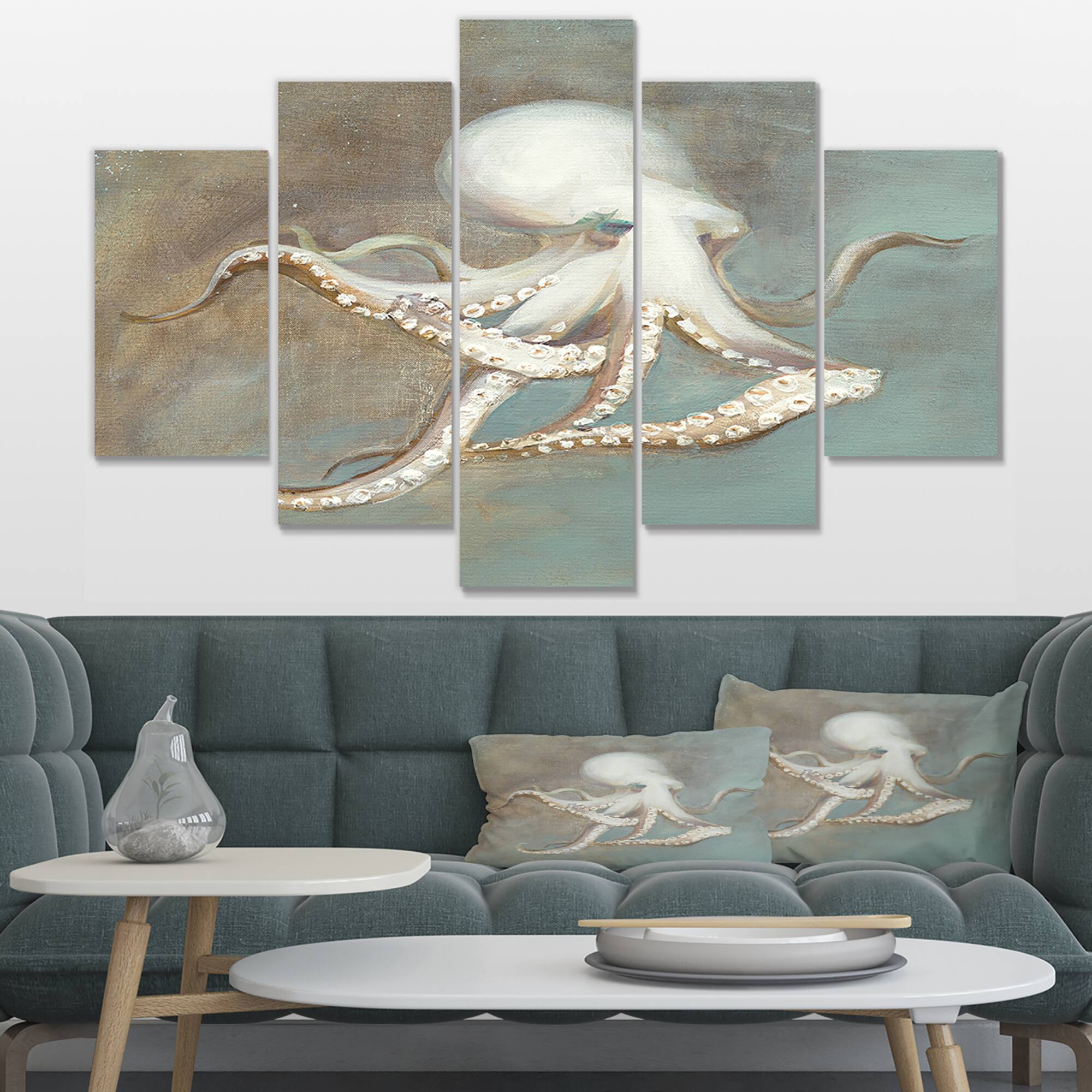 Designart - Octopus Treasures from the Sea