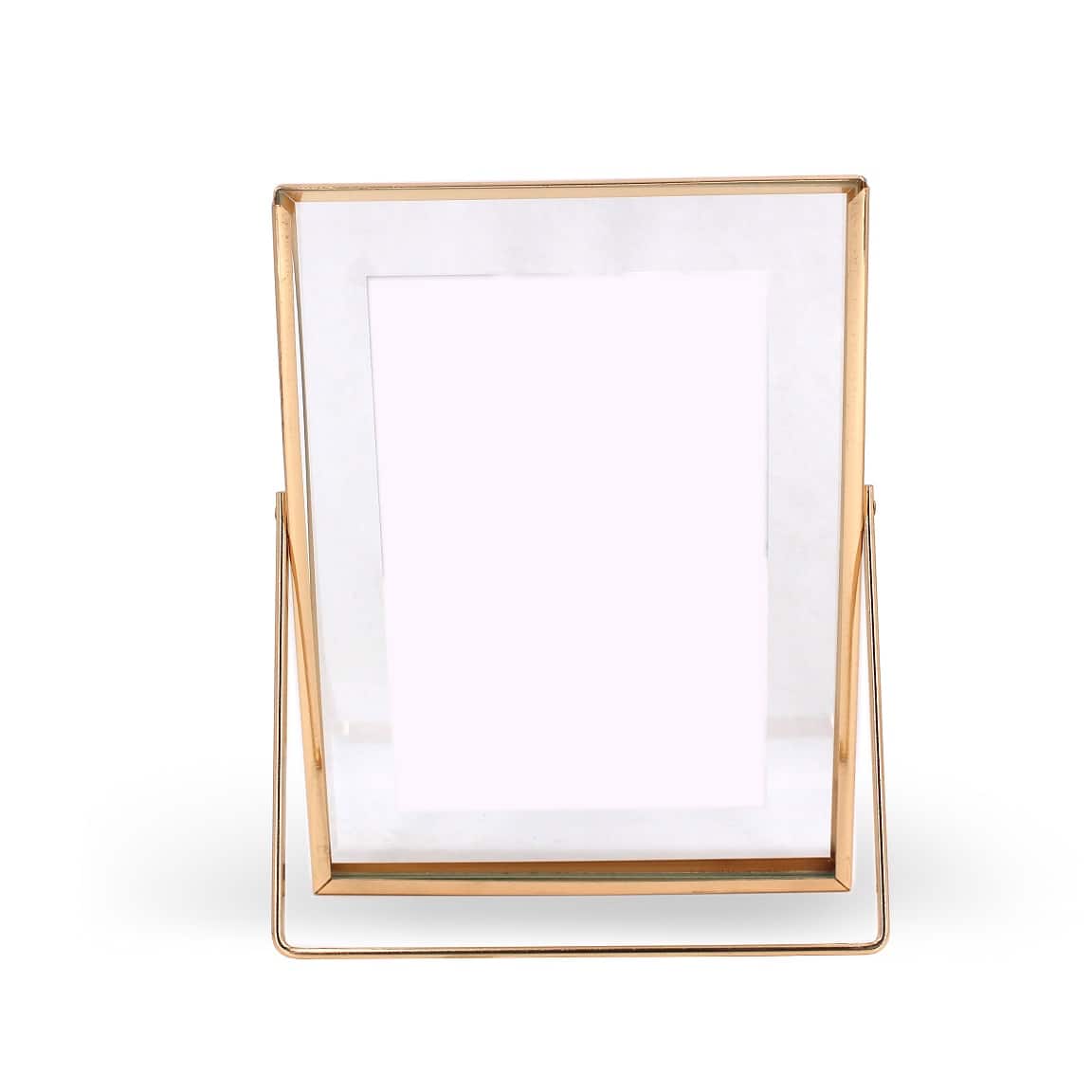 5&#x22; x 7&#x22; Metal Easel Tabletop Float Frame by Studio D&#xE9;cor&#xAE;