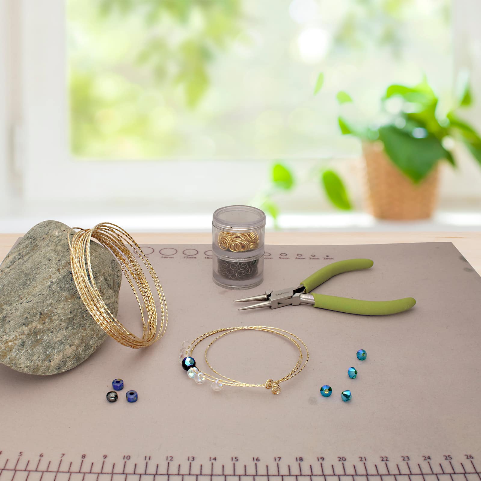 The Beadsmith® Wire Elements™ 18 Gauge Gold Tarnish Resistant Soft Temper Wire, 8ft.