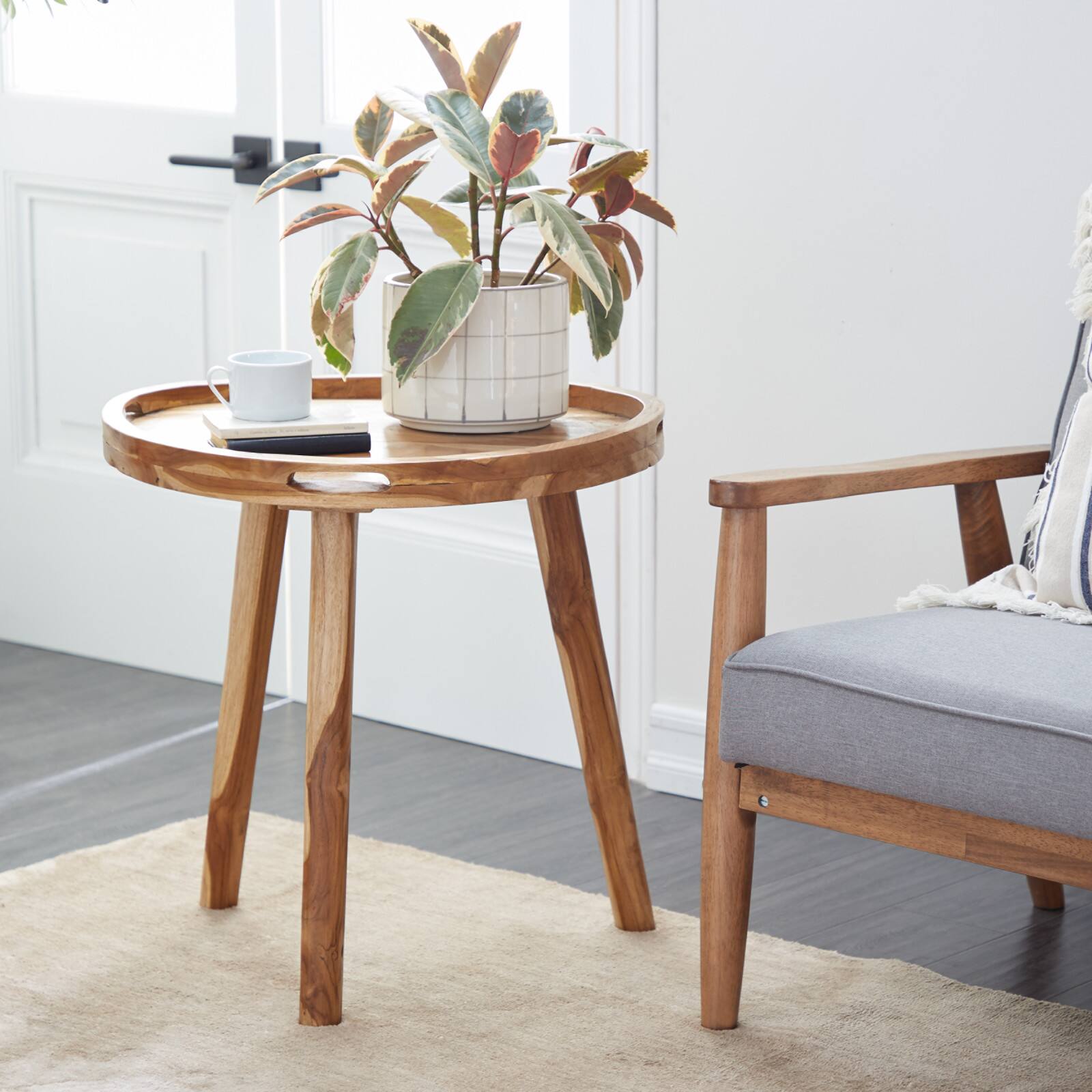 24&#x22; Brown Teakwood Contemporary Accent Table