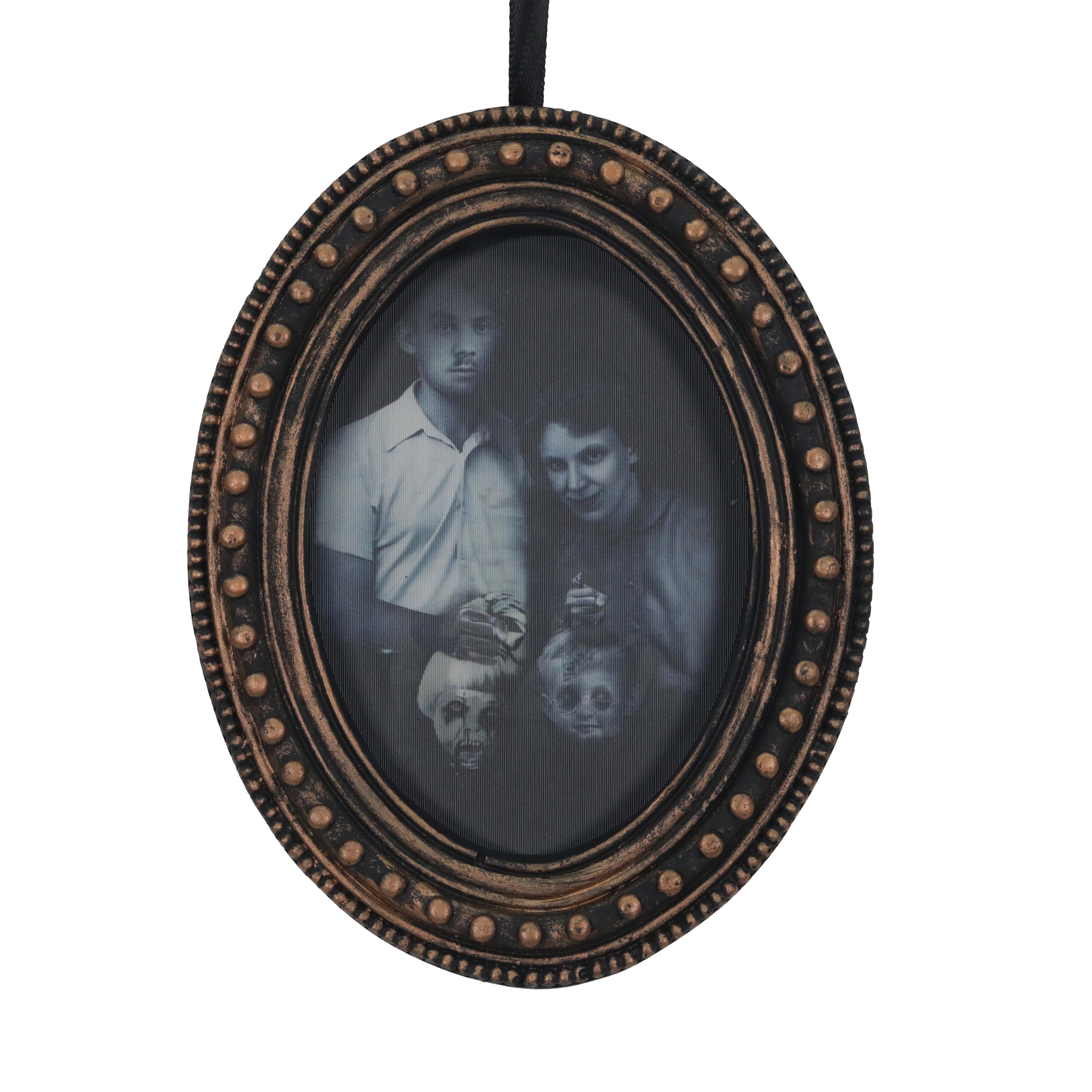5" Creepy Family Lenticular Frame by Ashland®