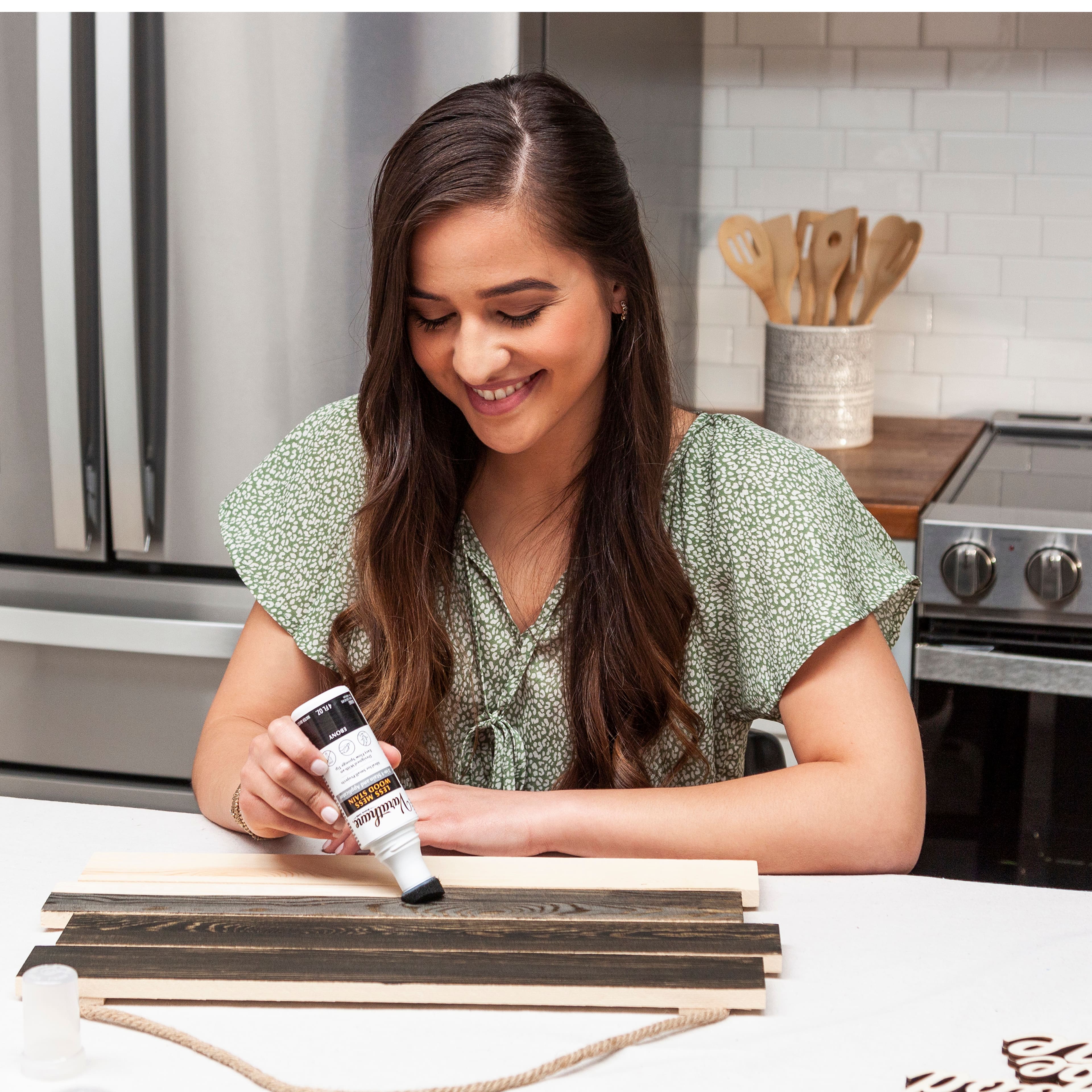 Varathane&#xAE; 2-in-1 Applicator &#x26; Wood Stain, 4oz.
