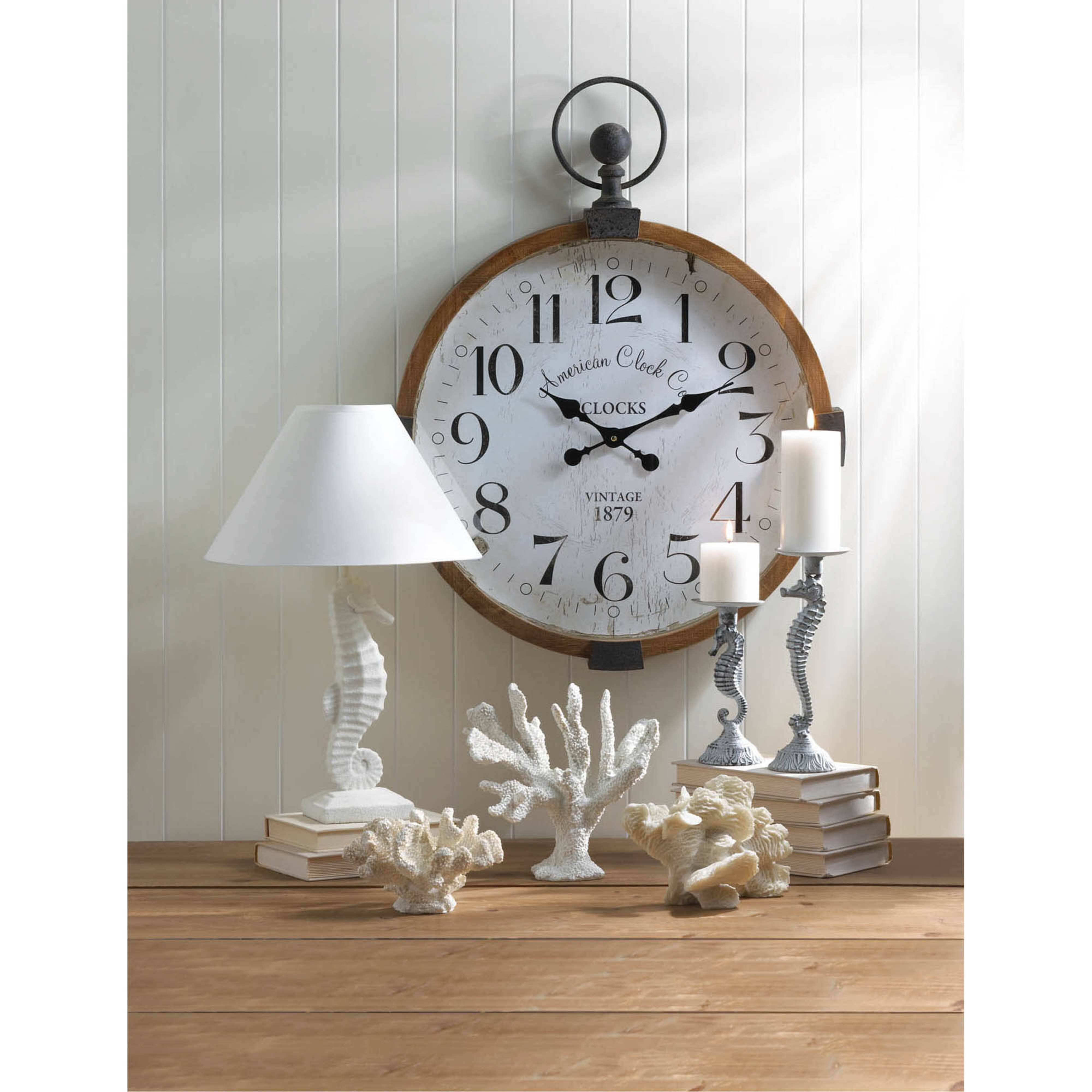 20.5&#x27;&#x27; White Seahorse Table Lamp