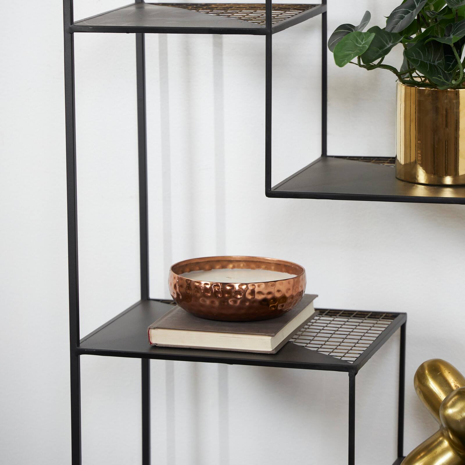 7" White Tropical Breeze Scented 3-Wick Candle with Hammered Copper Container