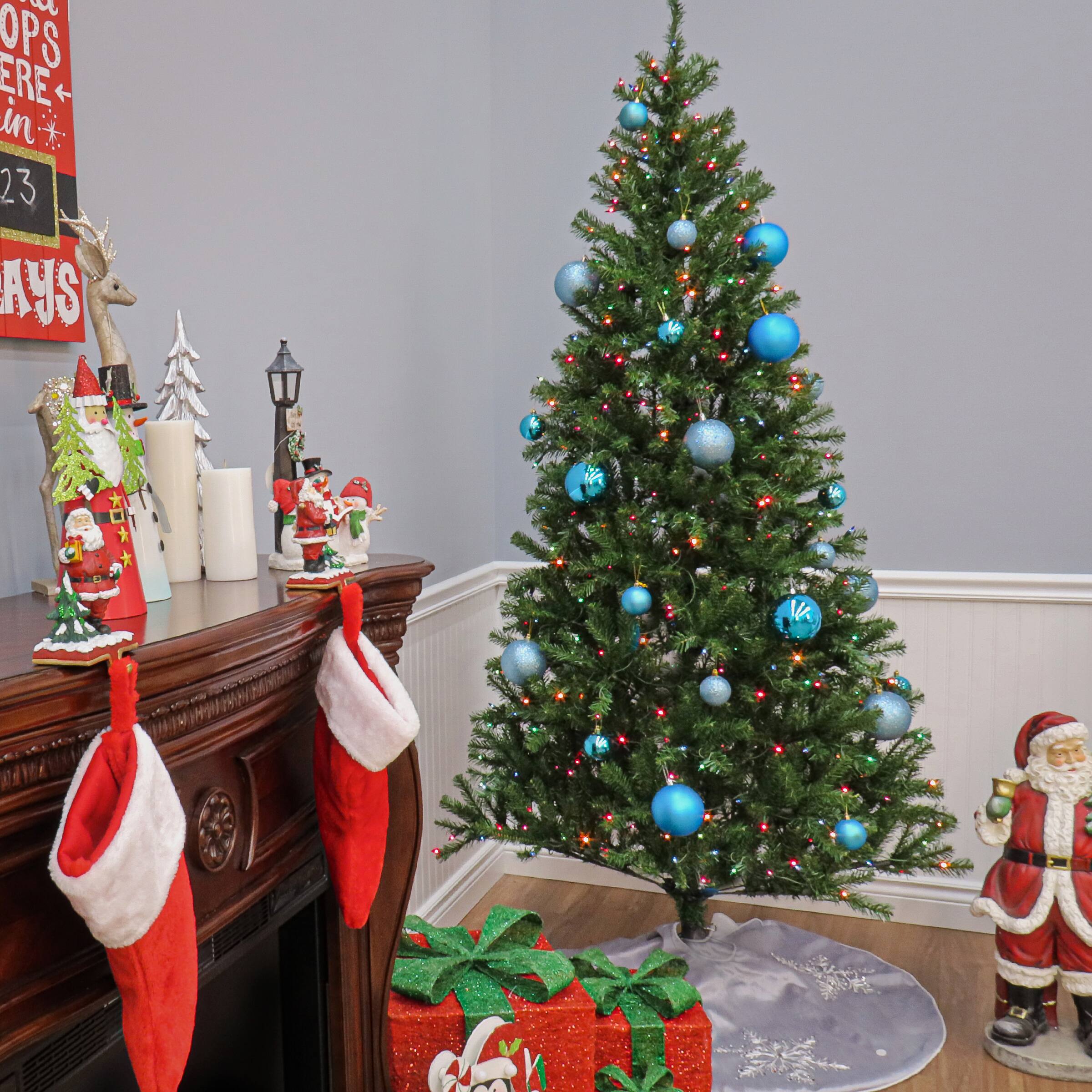 7 ft. Pre-lit Aspen Spruce Full Artificial Christmas Tree, Multicolor Lights