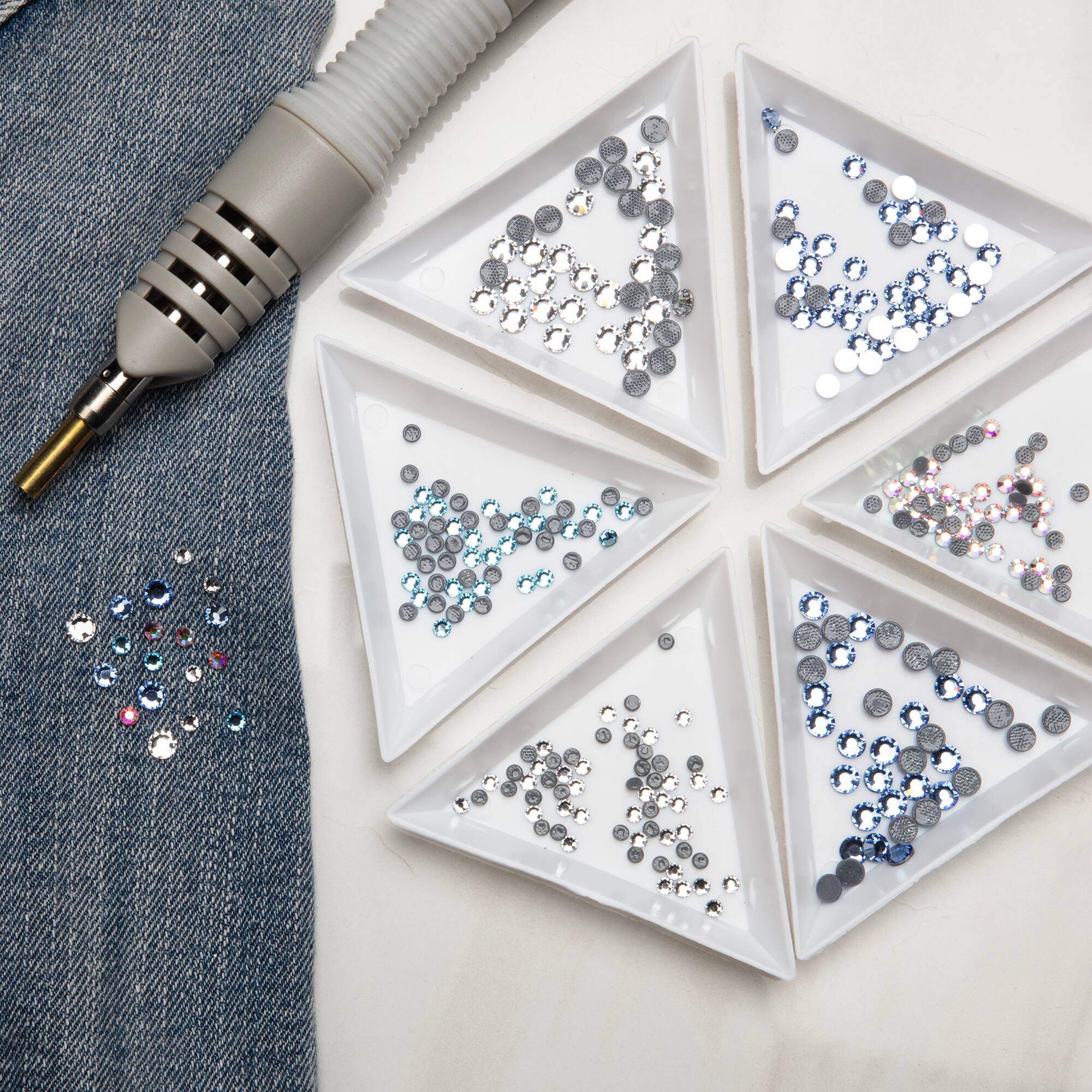 SS16 Round Hotfix Austrian Crystals by Bead Landing&#x2122;, 50ct.