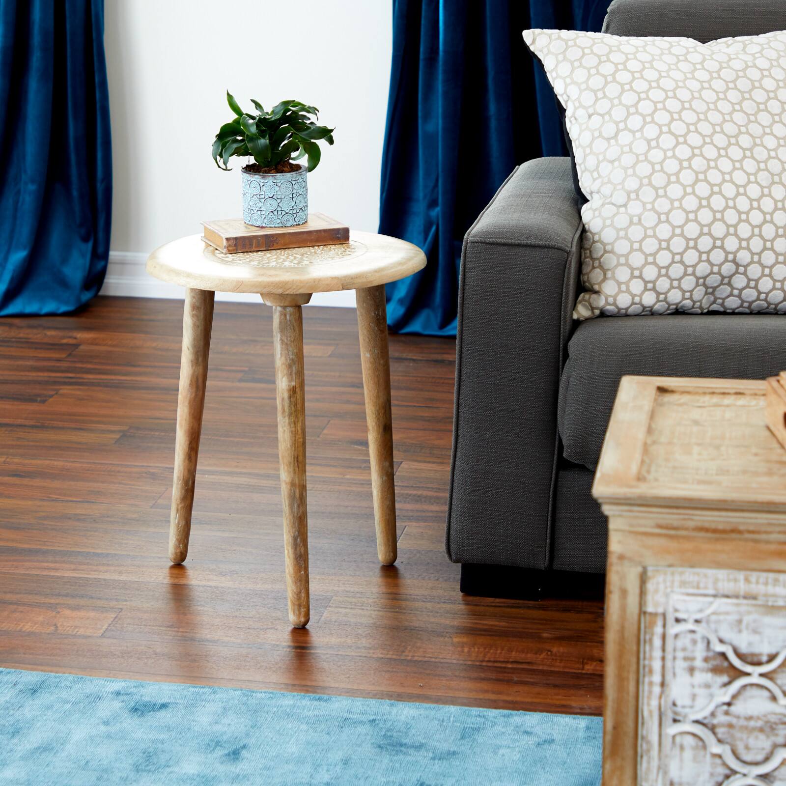 22" Brown Mango Wood Traditional Accent Table
