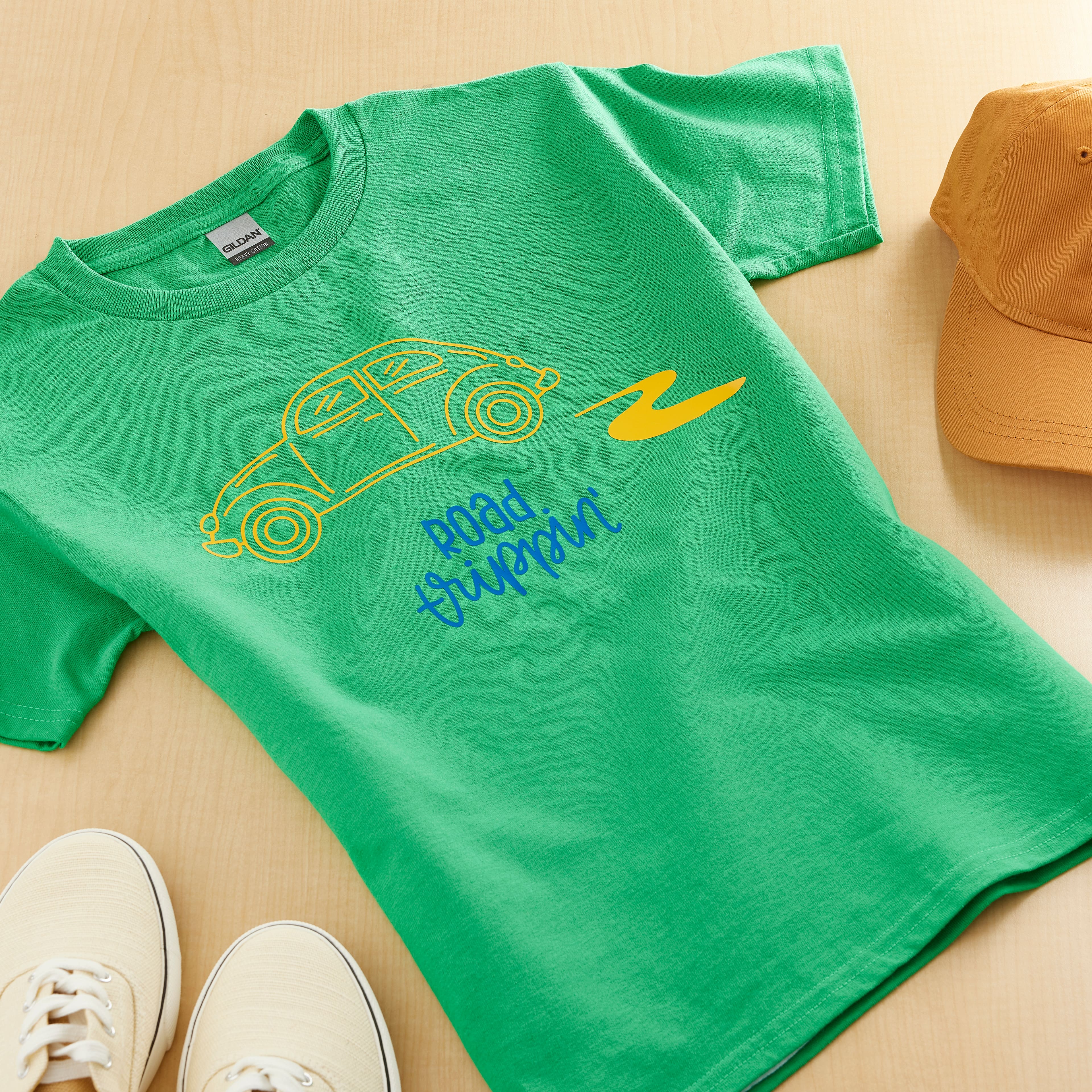 12 Pack: Gildan&#xAE; Short Sleeve Youth T-Shirt