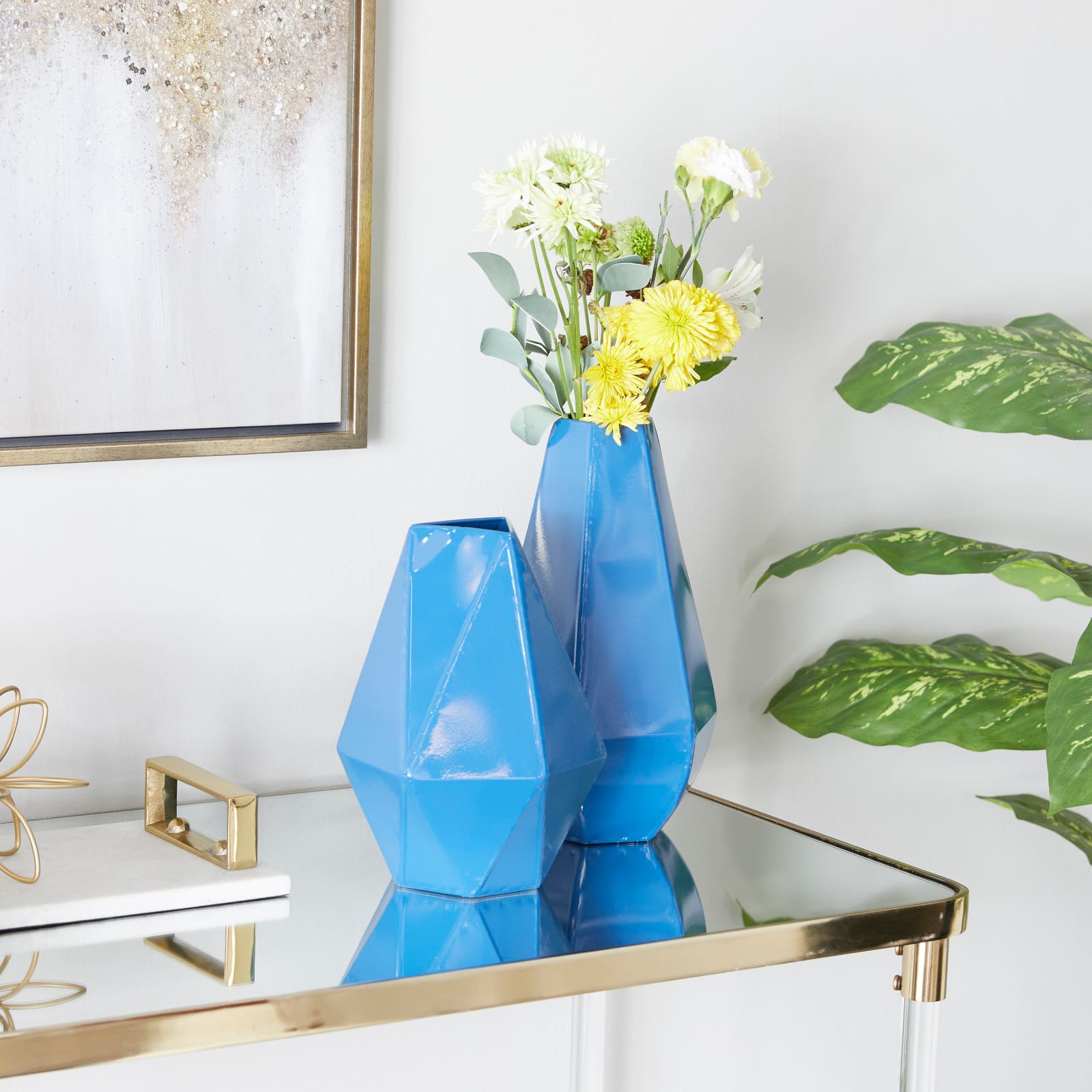 CosmoLiving by Cosmopolitan Blue Iron Contemporary Vase, 12&#x22; x 10&#x22;