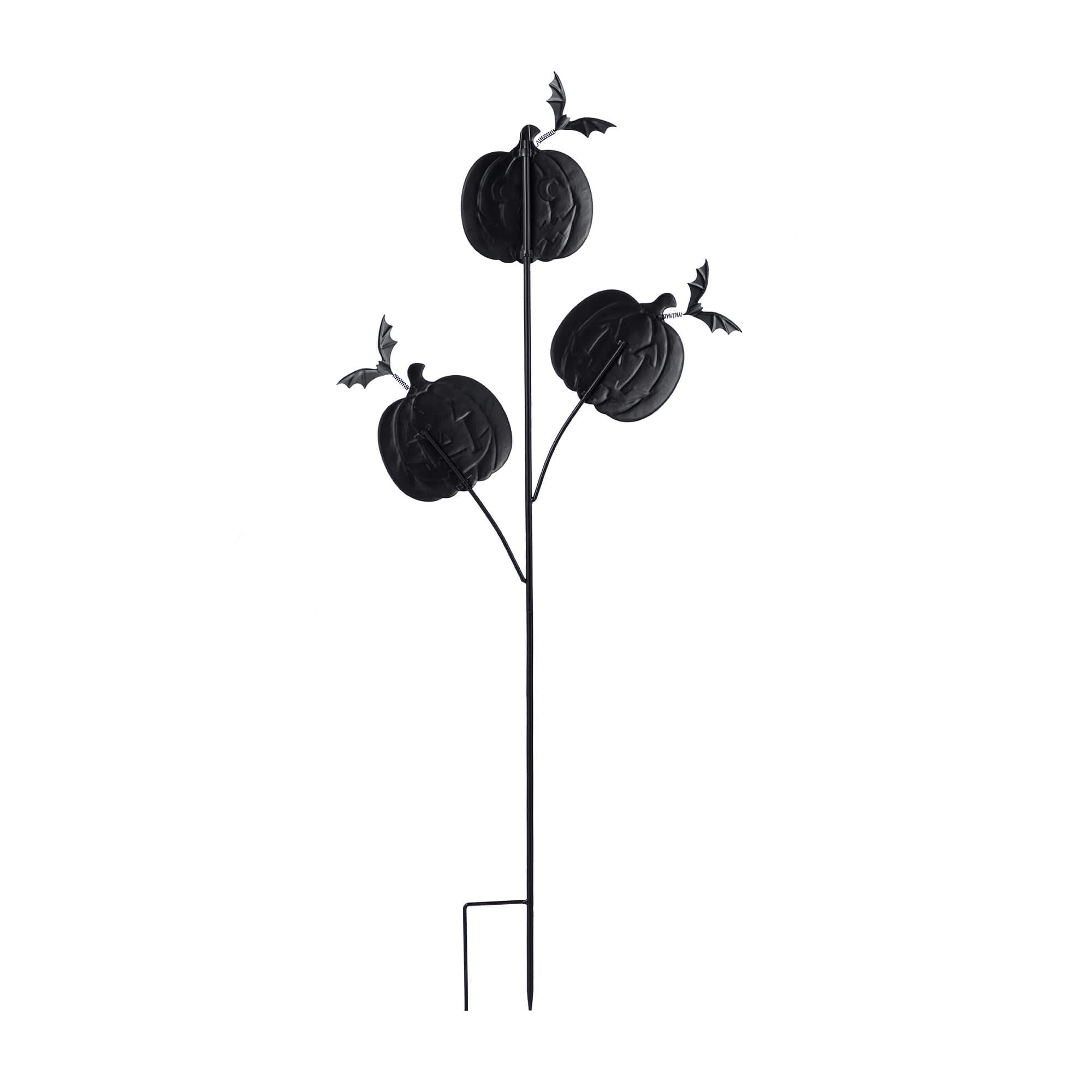 Glitzhome&#xAE; 39.5&#x22;H Halloween Metal Triple Pumpkin with Spring Bats Yard Stake