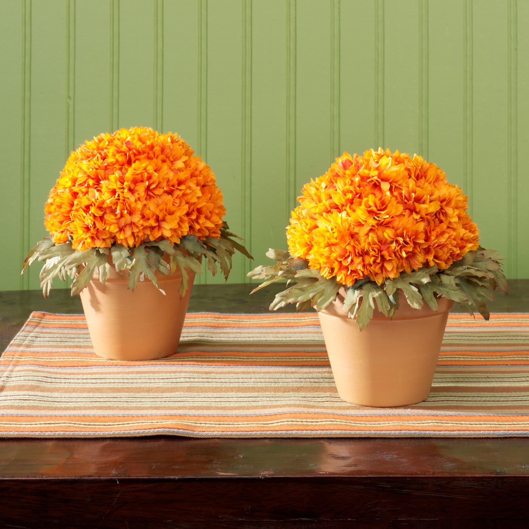 24 Pack: FloraCraft® FloraFōM Vase Insert Green