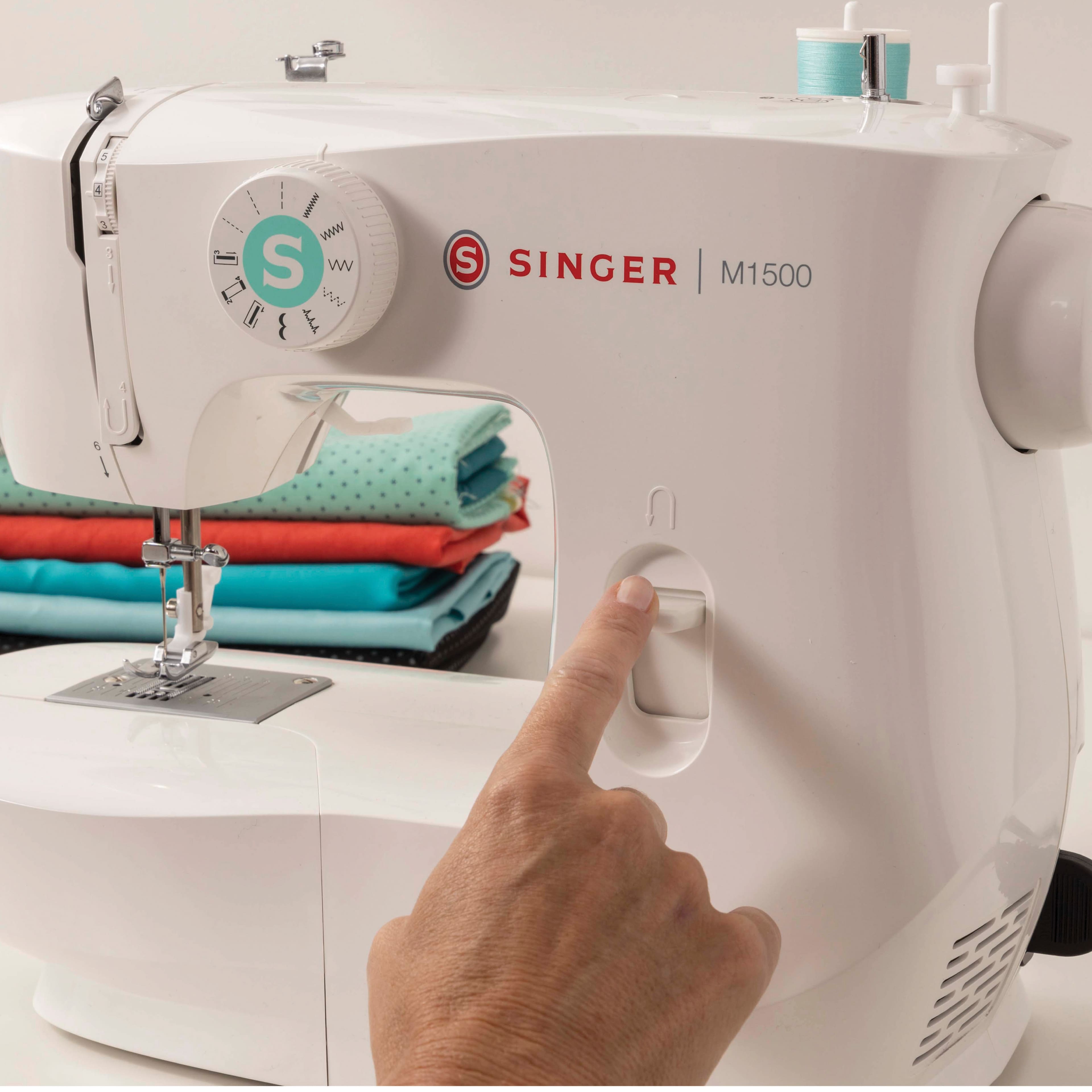 Singer M1500 Mechanical Sewing Machine With Accessory Kit, Great For  Beginners, Portable & Simple To Use : : Home