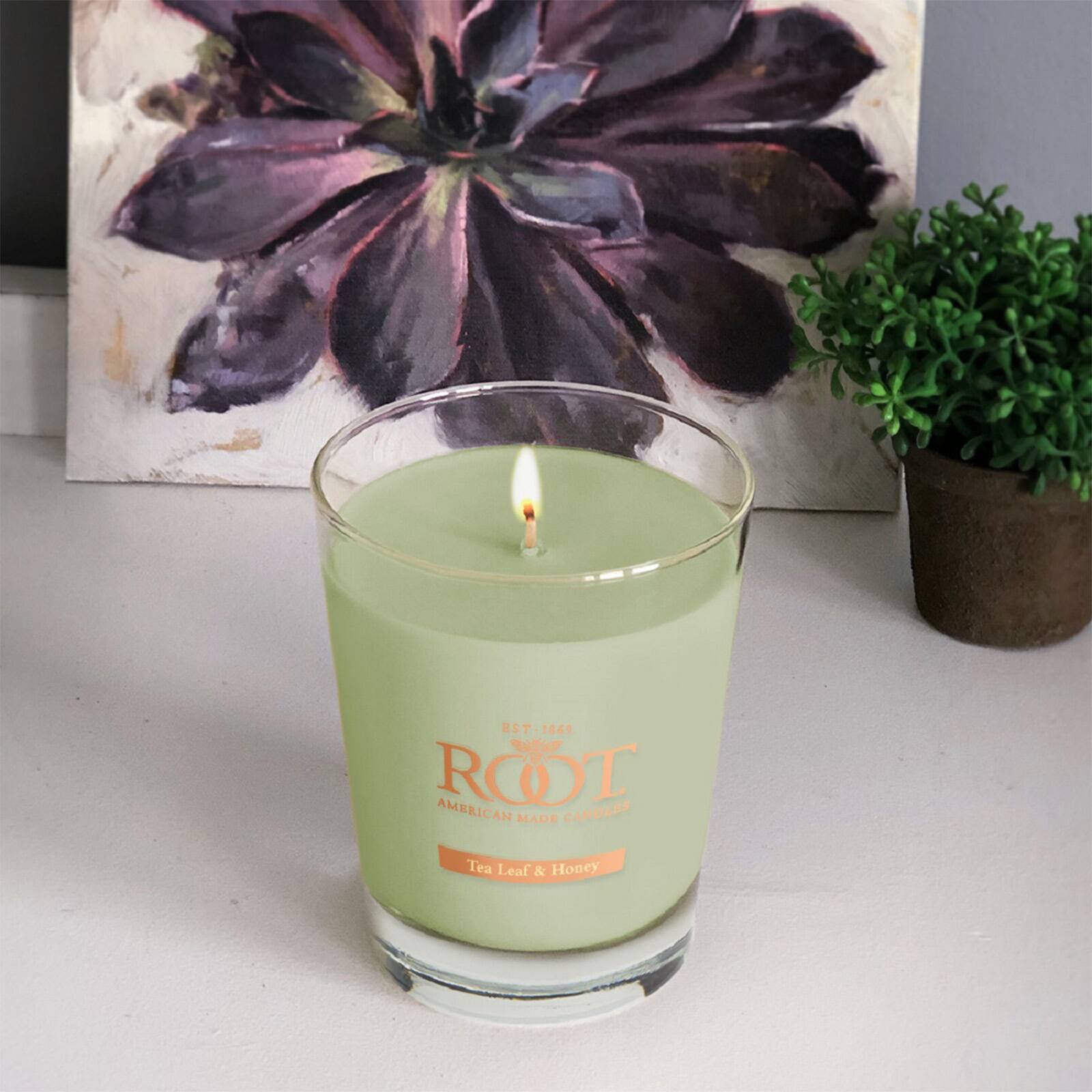 Root Candles 10.5oz. Large Scented Honeycomb Veriglass Jar Candle