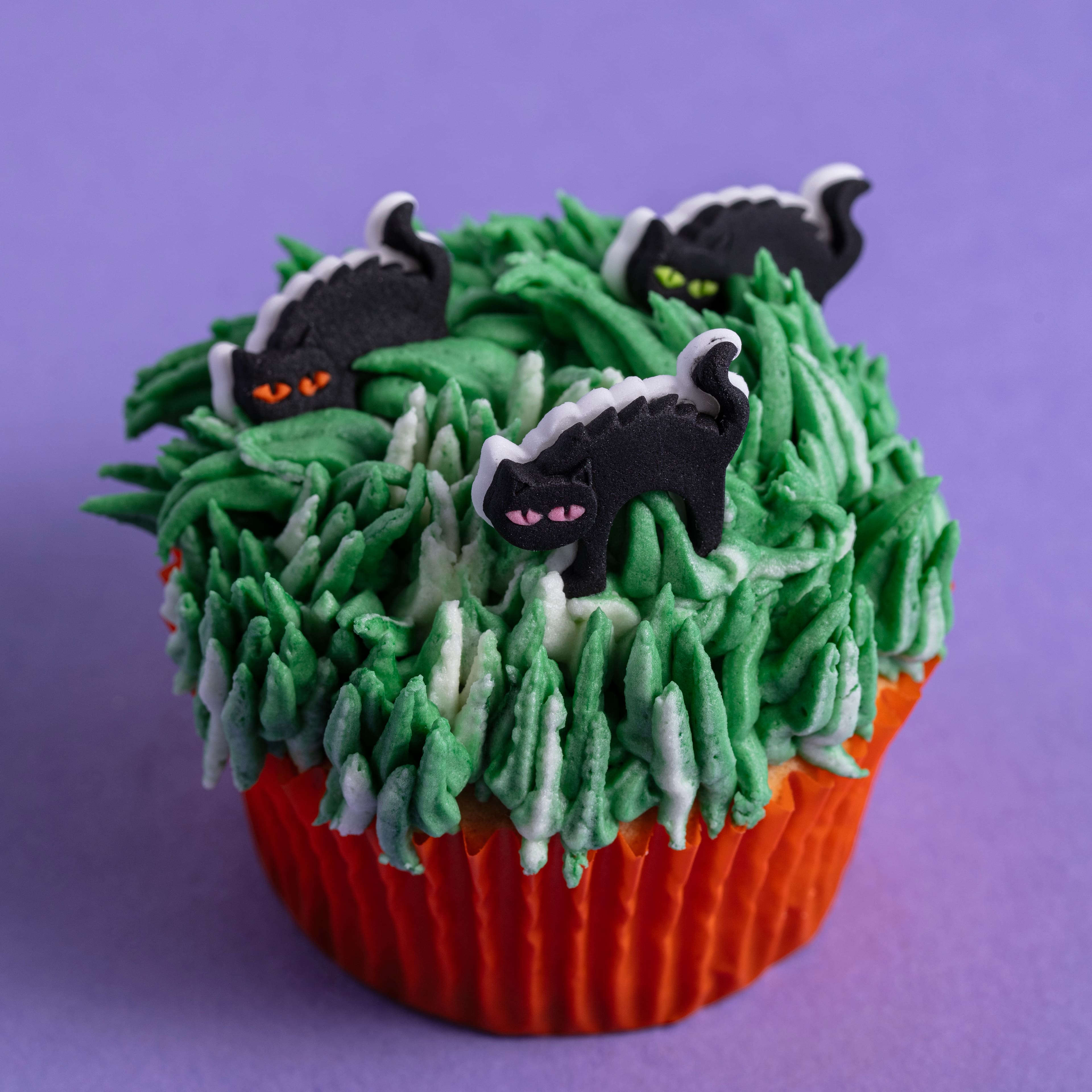 PME Cake Sweet Street® Black Cat Icing Decorations