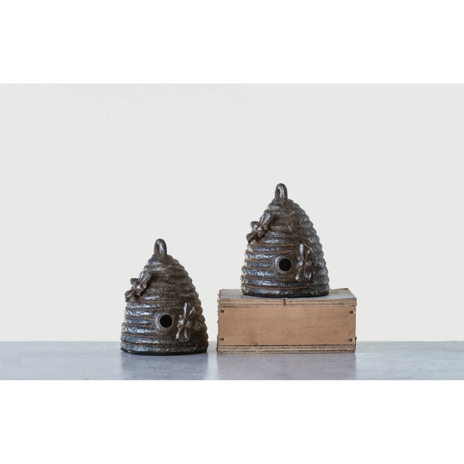 Hello Honey&#xAE; Cast Iron Beehive Bookends Set