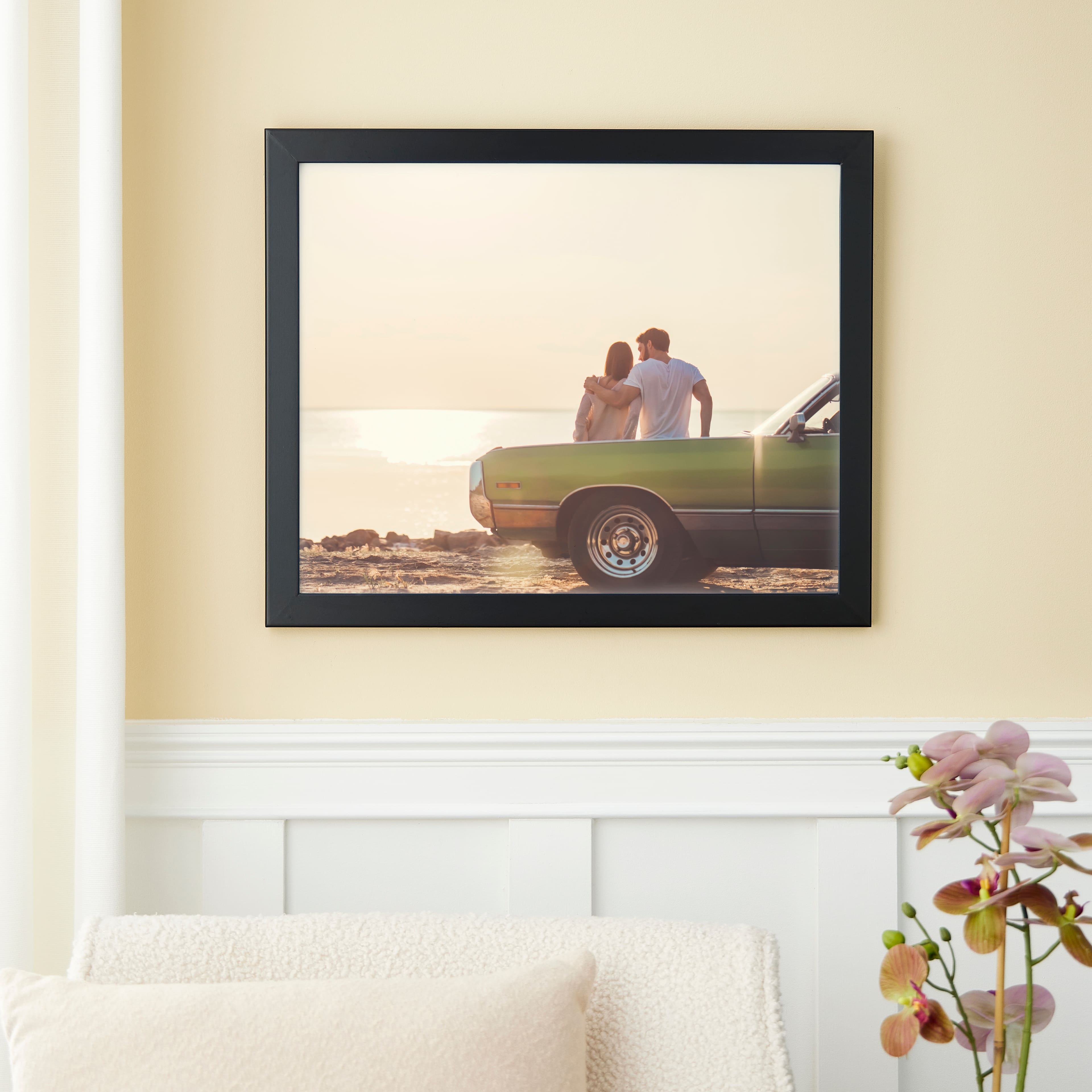 Home Flat Black Frame by Studio Décor®