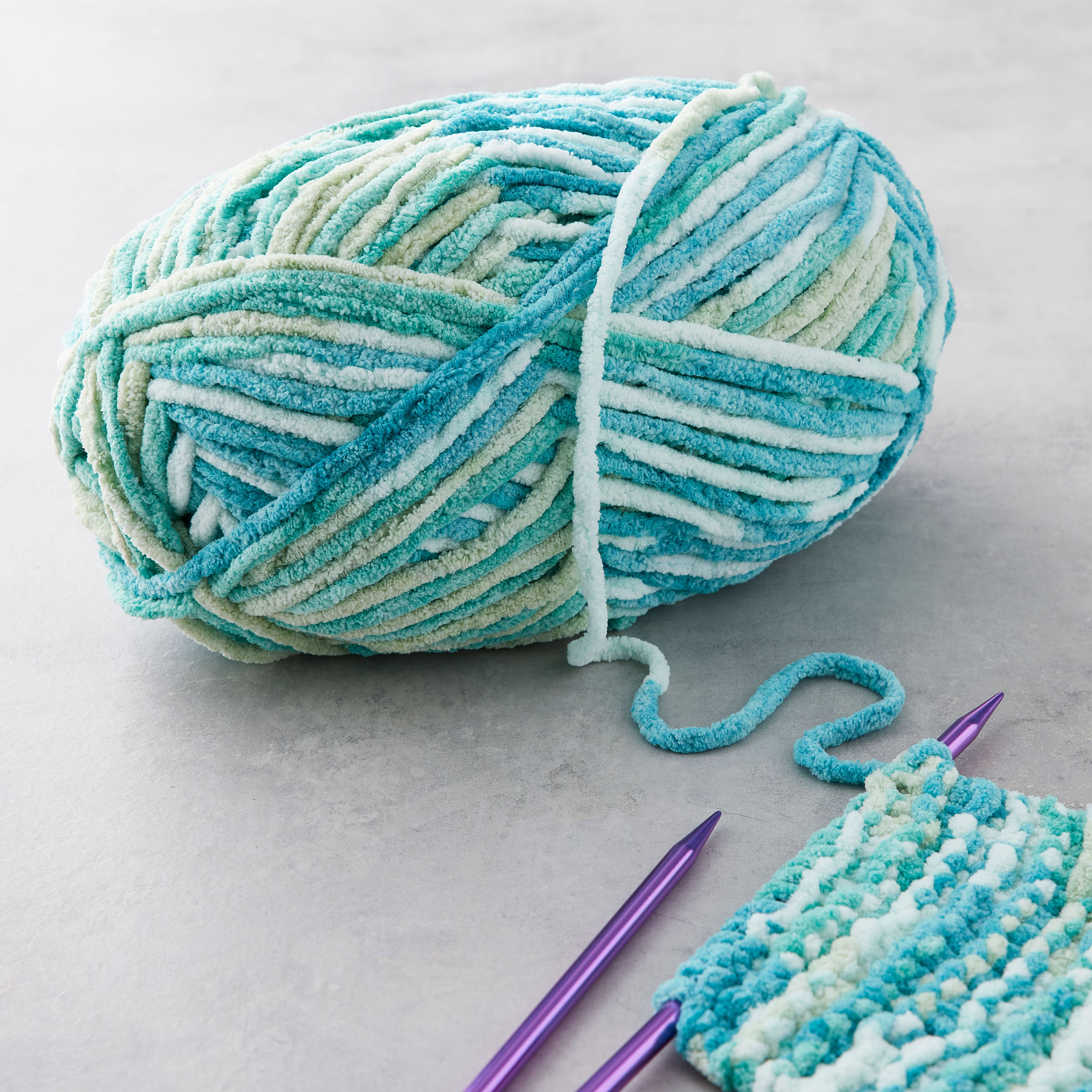 Bernat&#xAE; Baby Blanket&#x2122; Yarn 