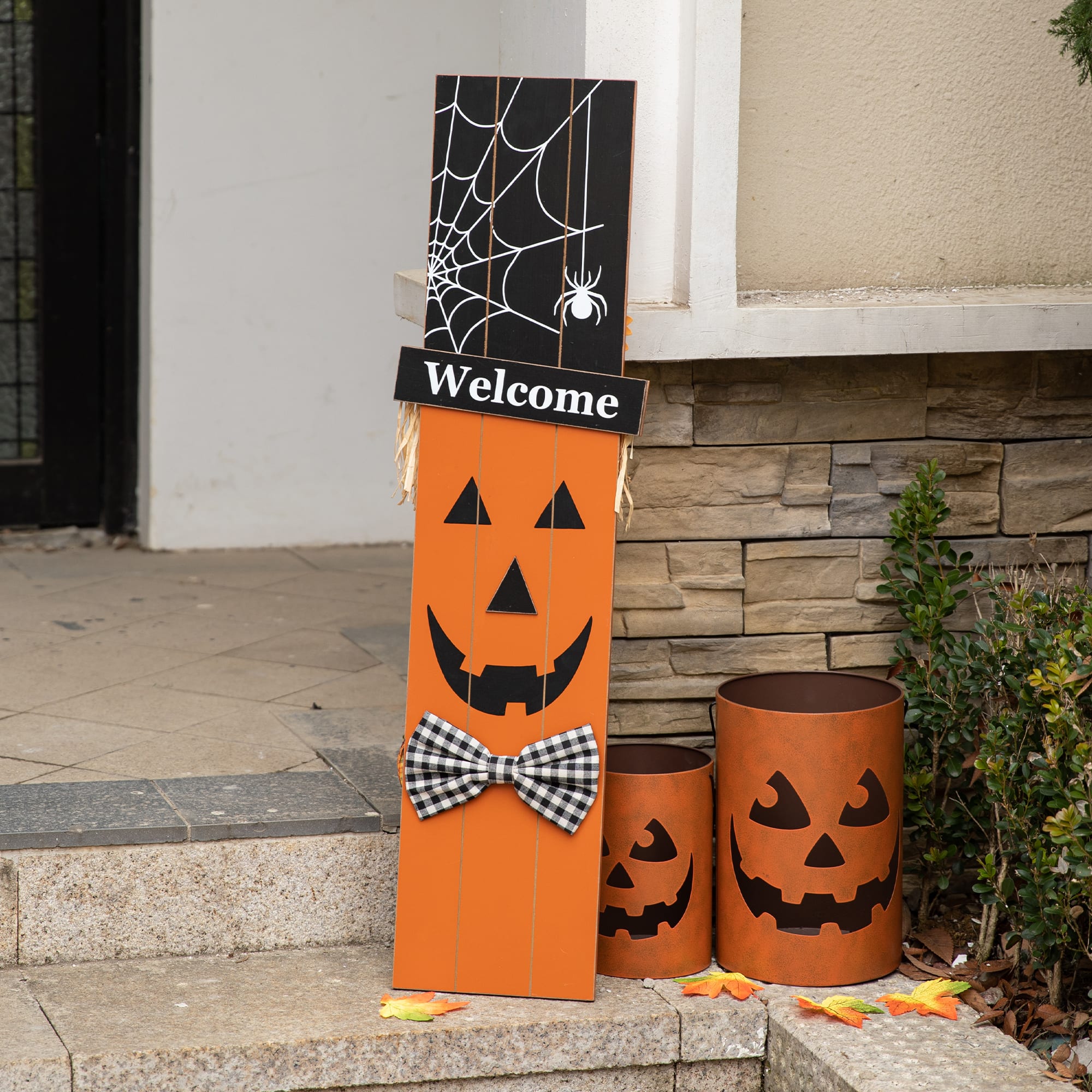 Glitzhome&#xAE; 36&#x22; Double Sided Wooden Scarecrow &#x26; Pumpkin Porch D&#xE9;cor For Halloween &#x26; Fall