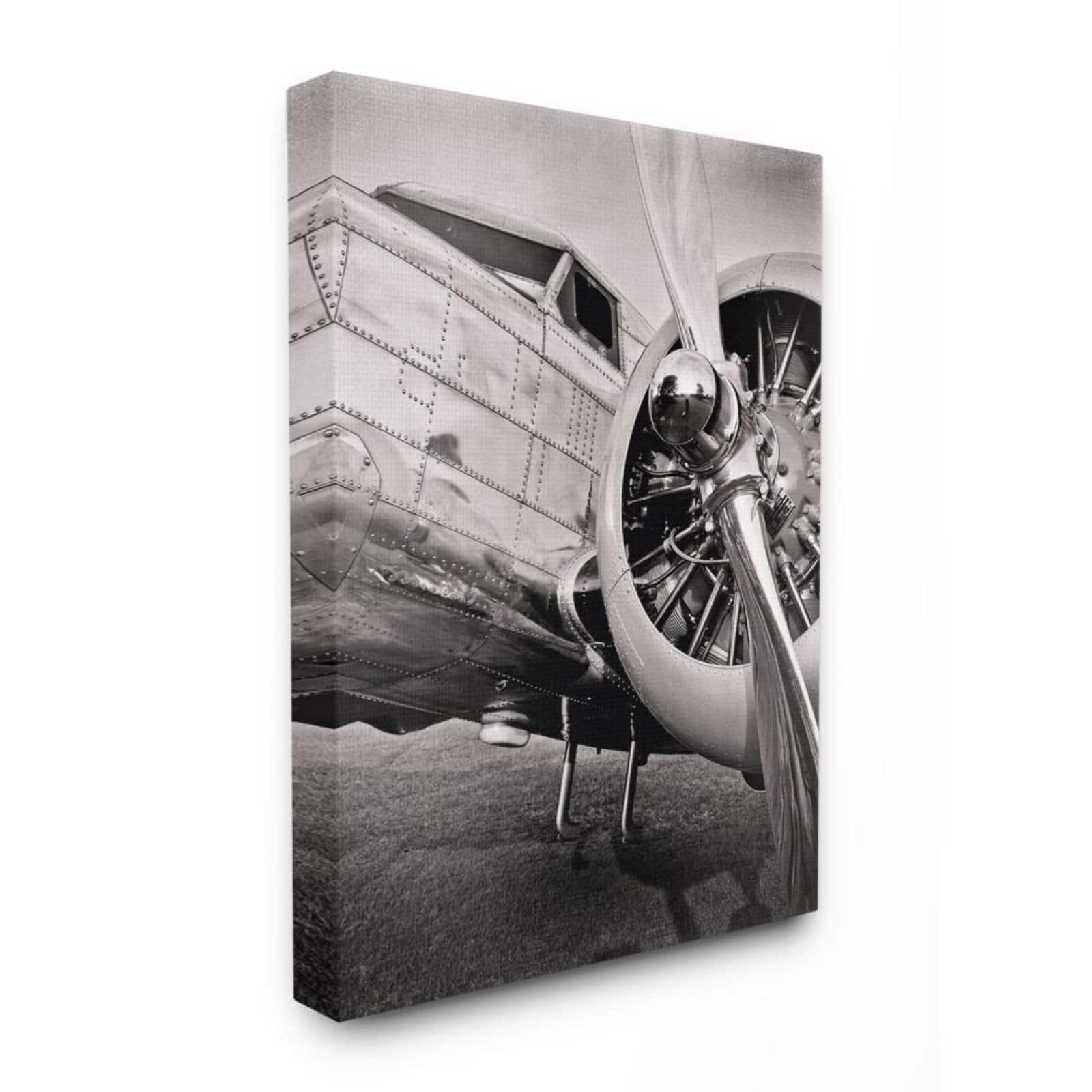 Stupell Industries Old School Vintage Airplane Propeller Black &#x26; White Photograph Canvas Wall Art