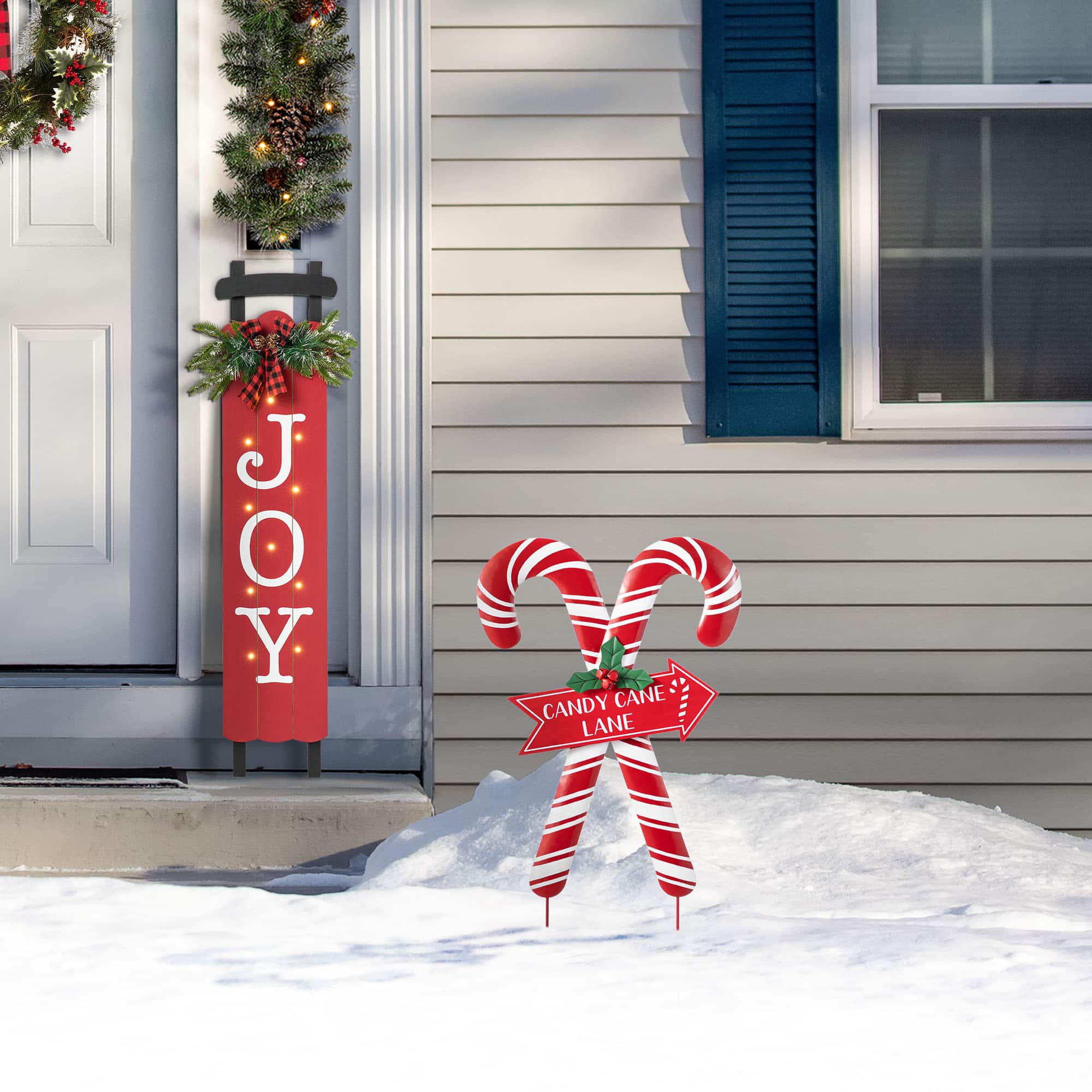 Glitzhome&#xAE; 30&#x22; Metal Christmas Candy Cane Yard Stake