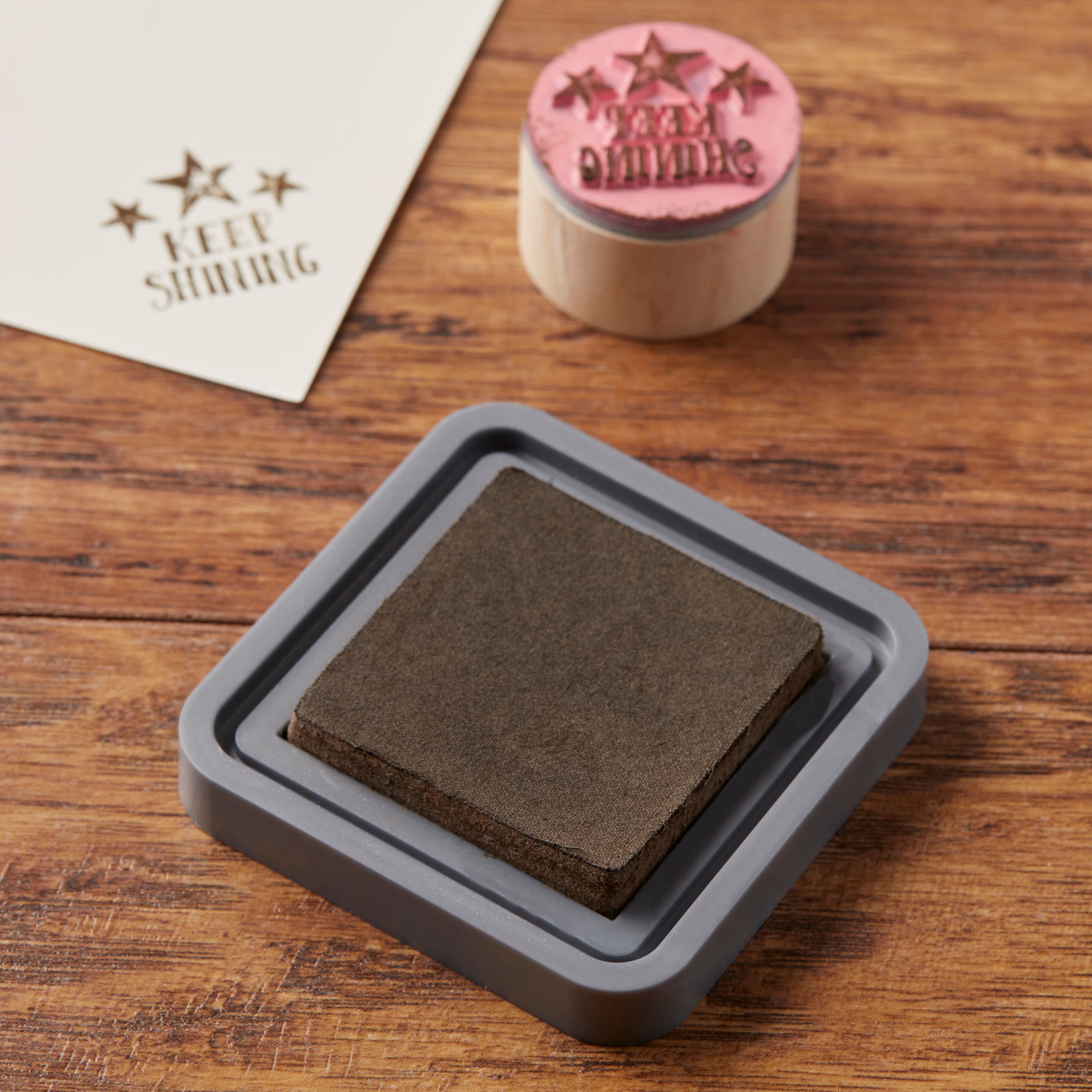 12 Pack: Tim Holtz Distress&#xAE; Oxide Ink Pad