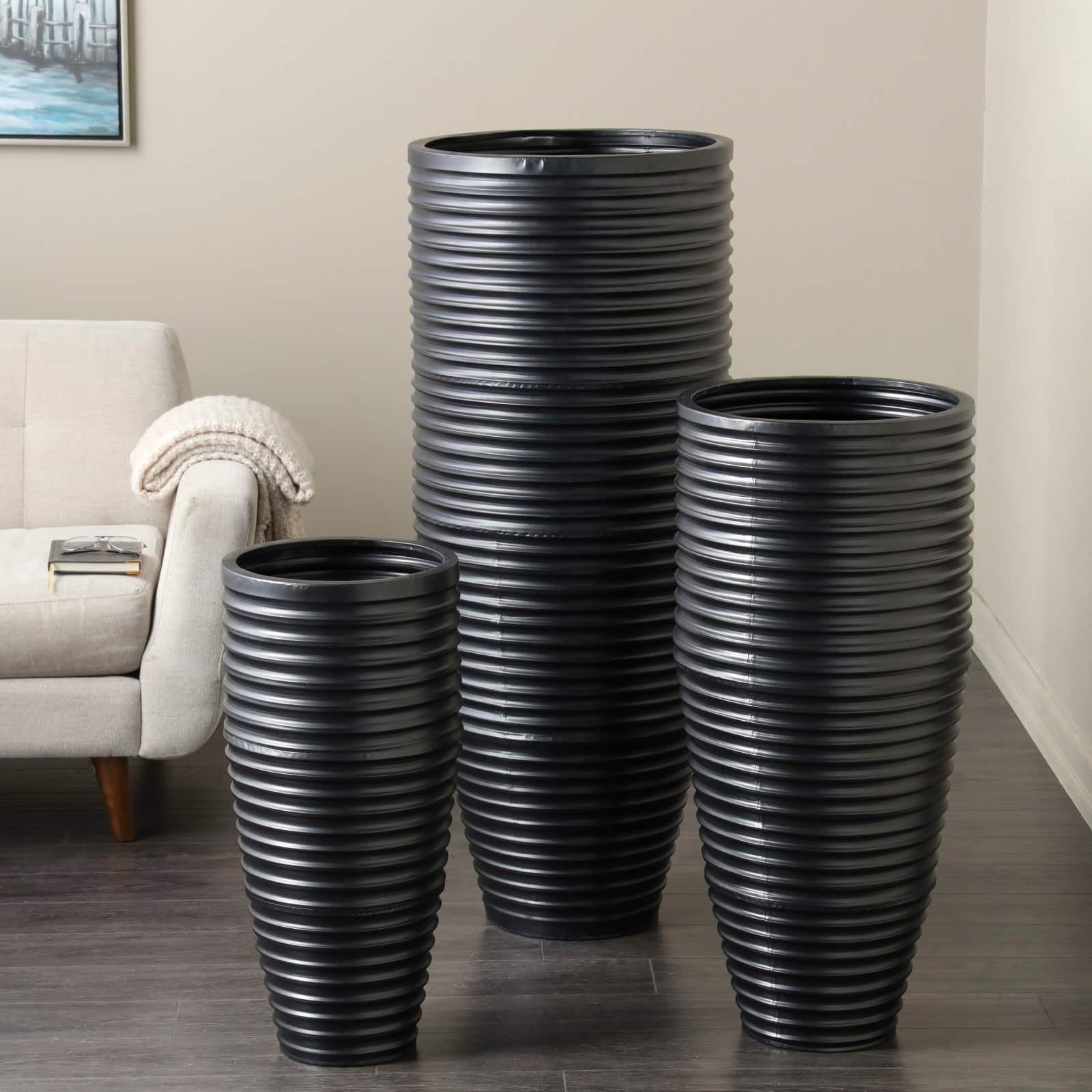 Black Ribbed Floor Metal Vase Set with Horizontal Grooves