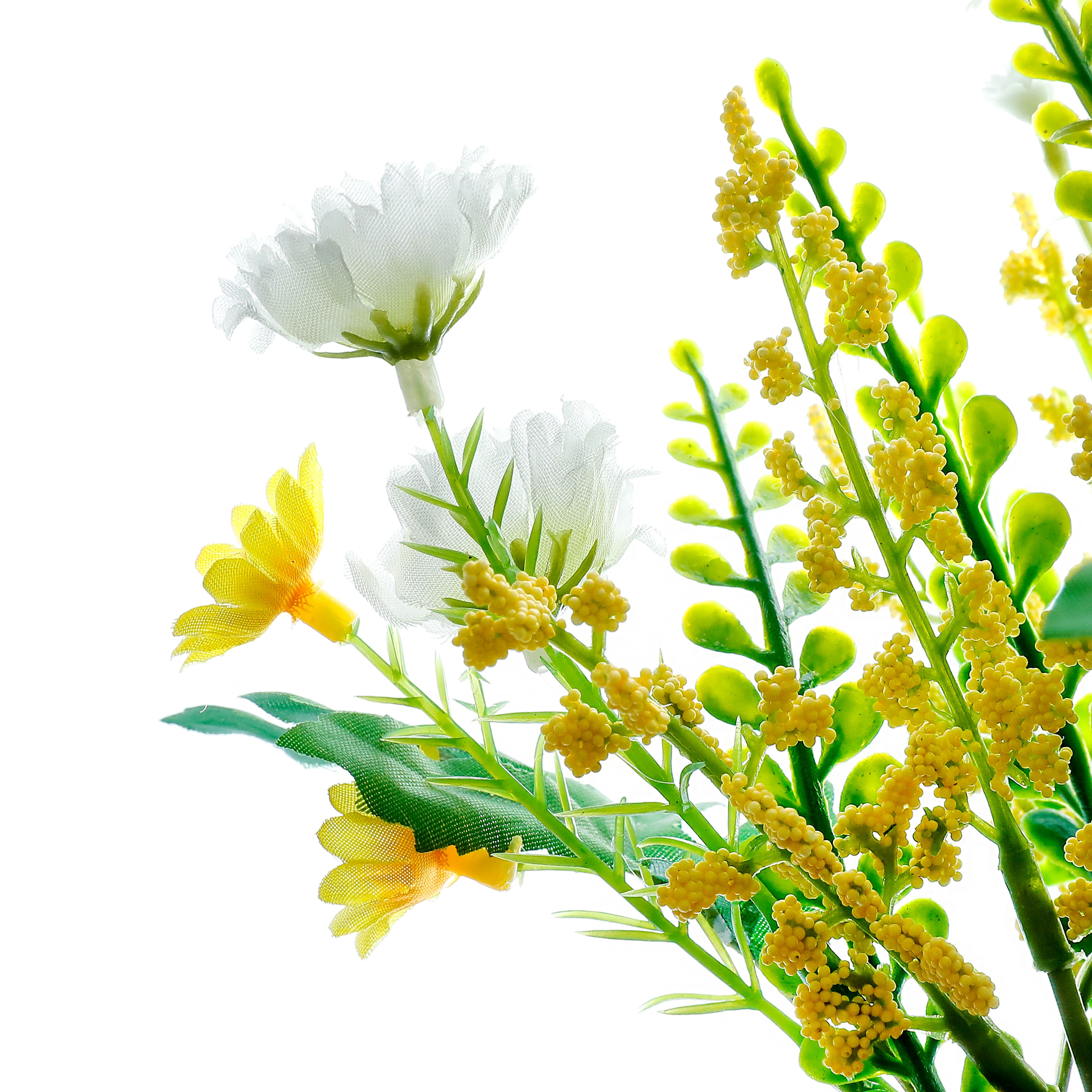 16&#x22; Mini Mum Deluxe Bush by Ashland&#xAE;