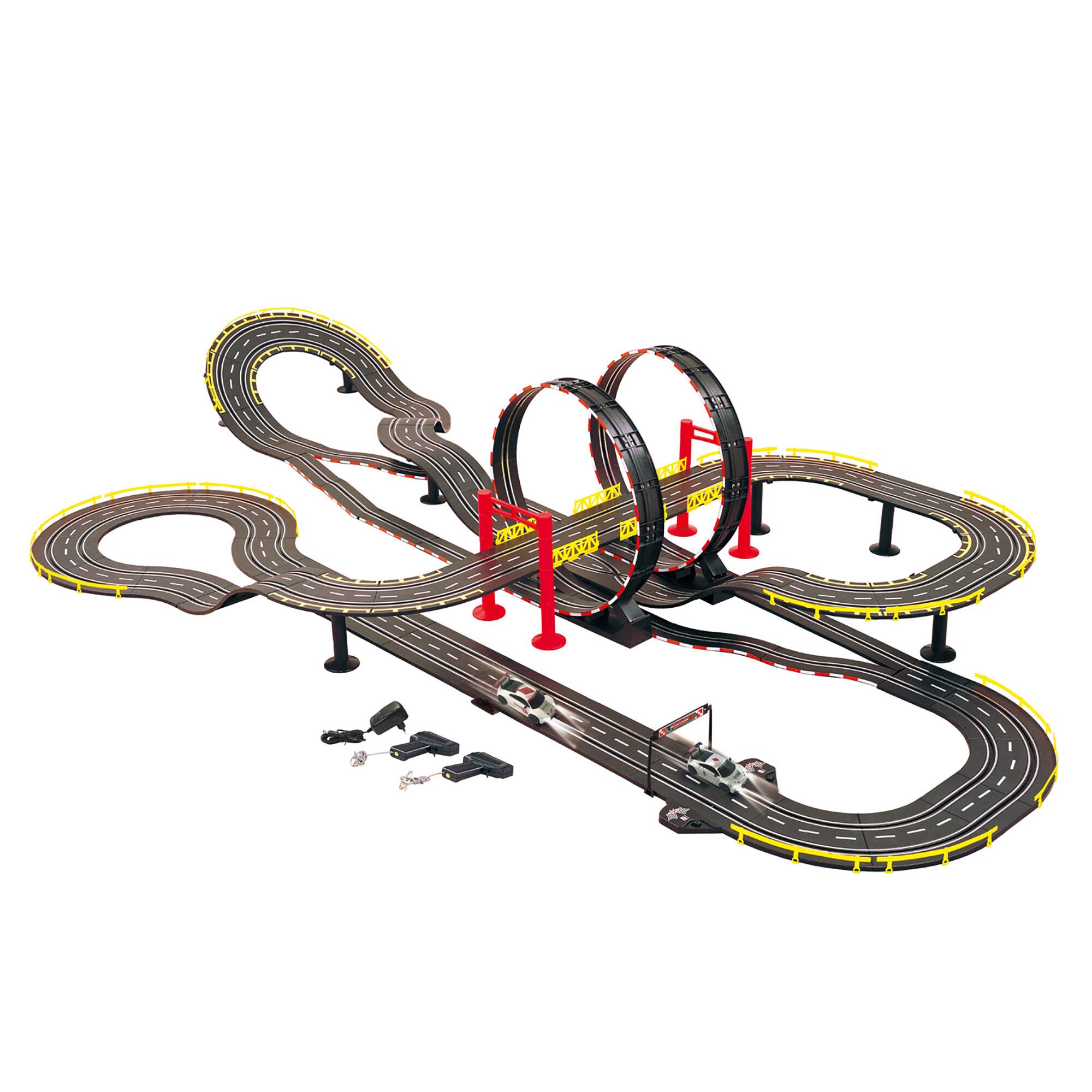 Golden Bright Big Loop Chaser Electric Audi Road Racing Play Set