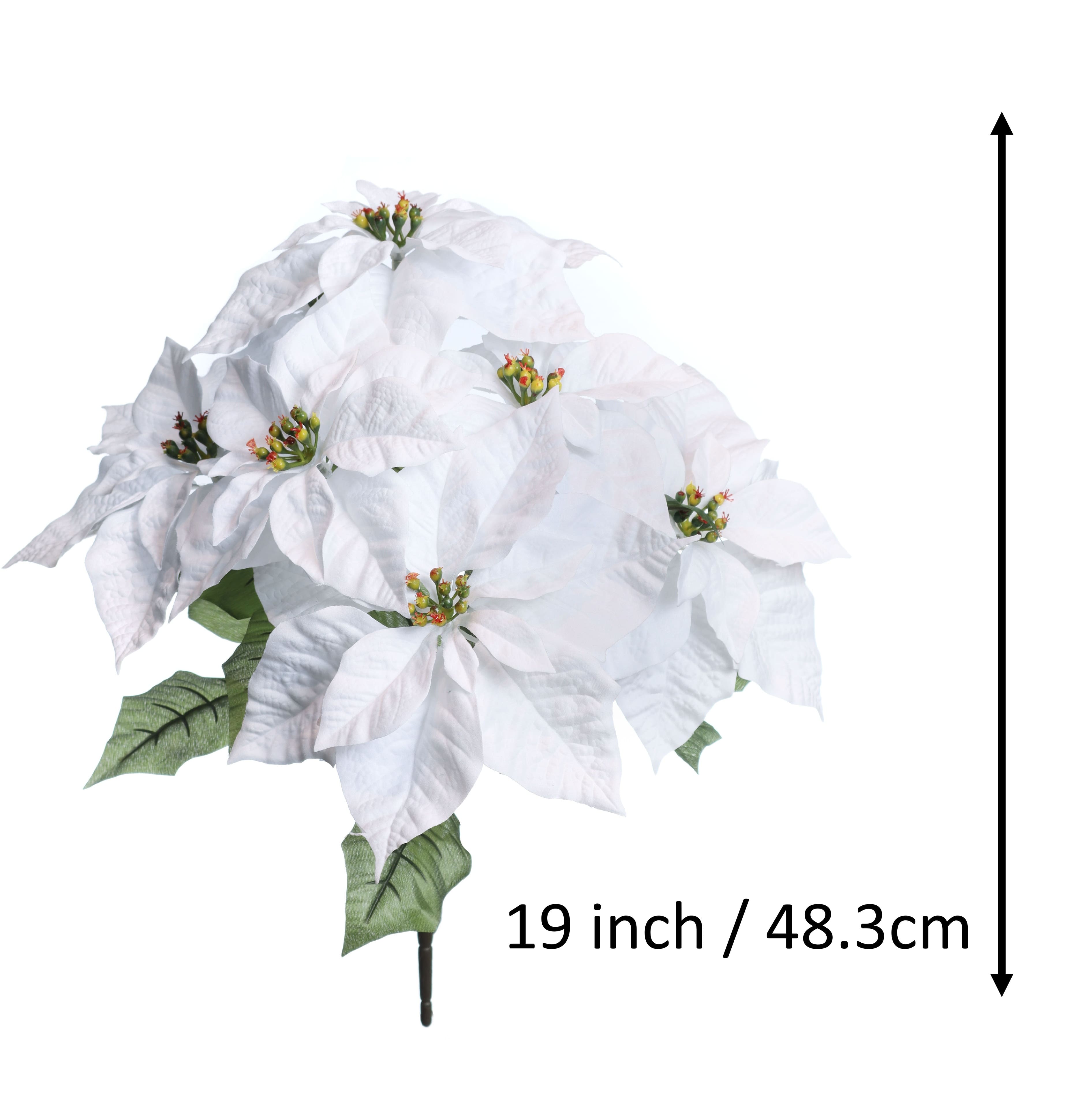 18.5&#x22; Water Resistant Poinsettia Bush by Ashland&#xAE;