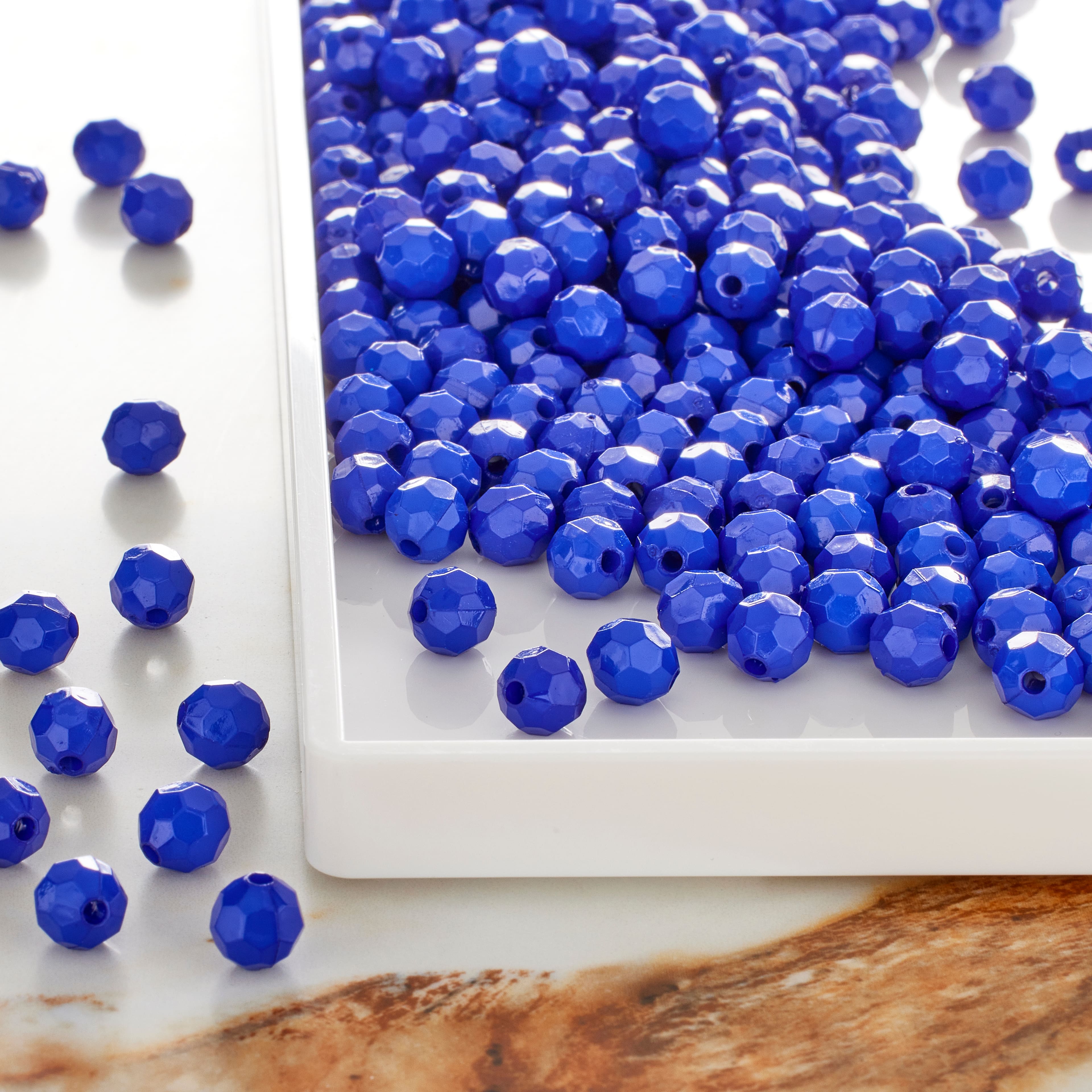 BeadTin Blue Glow 8mm Round Craft Beads (300pcs)