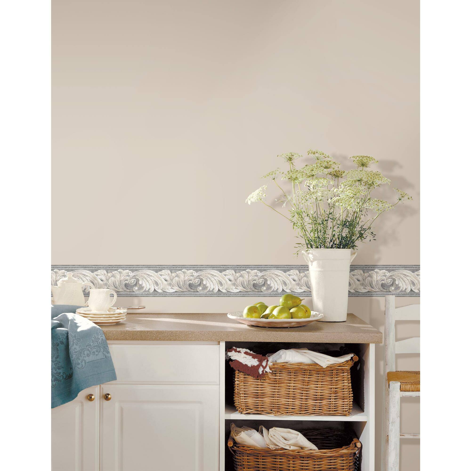 RoomMates Scrolling Leaves Architectural Peel & Stick Border