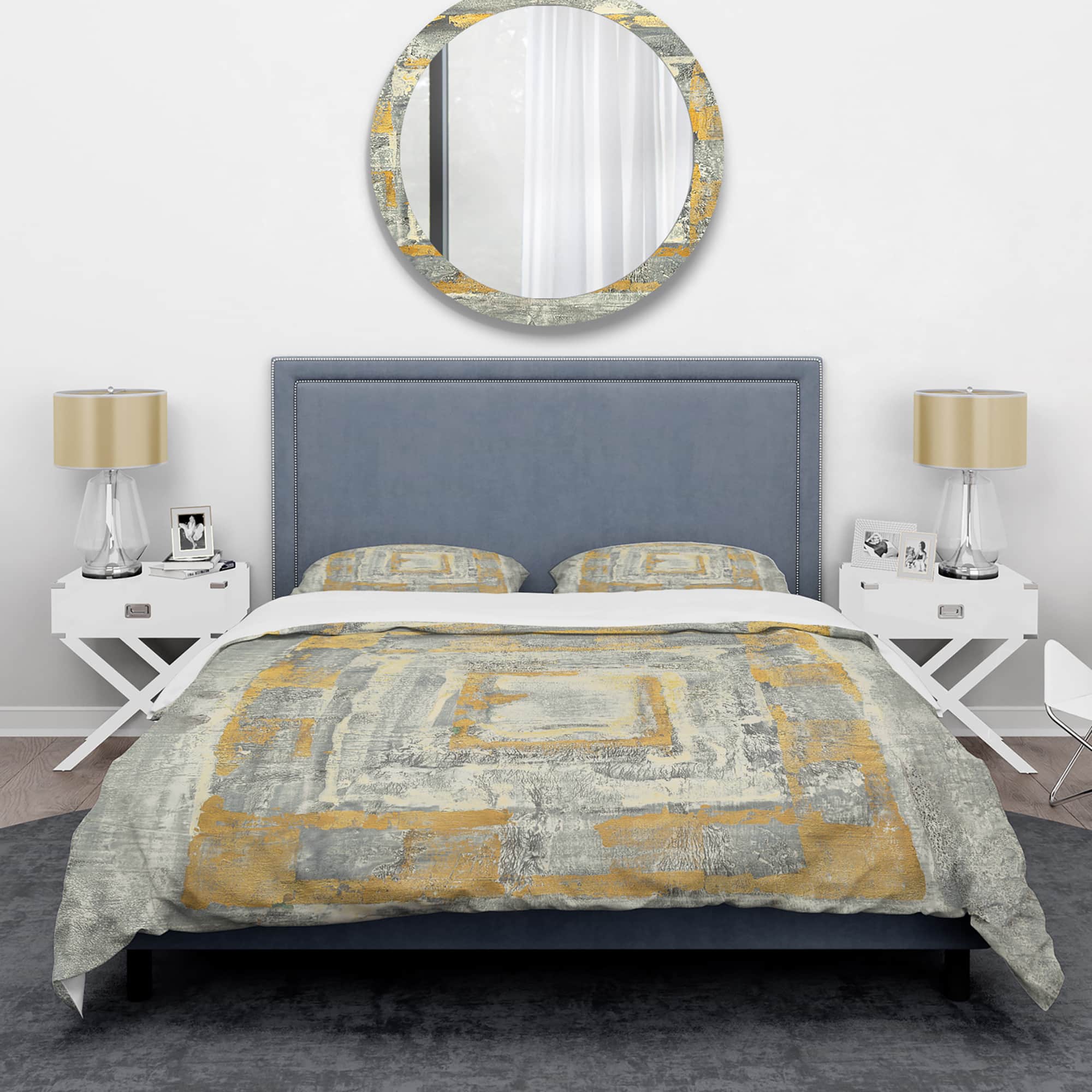 Designart &#x27;Gold Glam on Grey Tapestry I&#x27; Glam Bedding Set - Duvet Cover &#x26; Shams