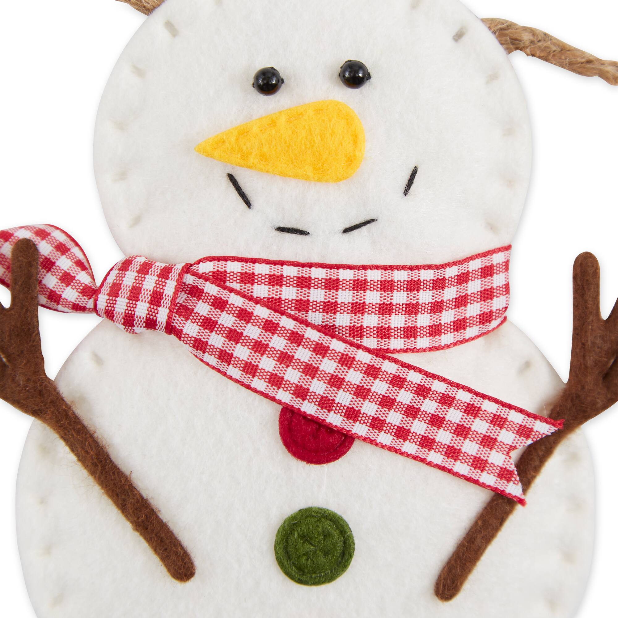 DII&#xAE; 4.9ft. Snowman &#x26; Snowflake Garland