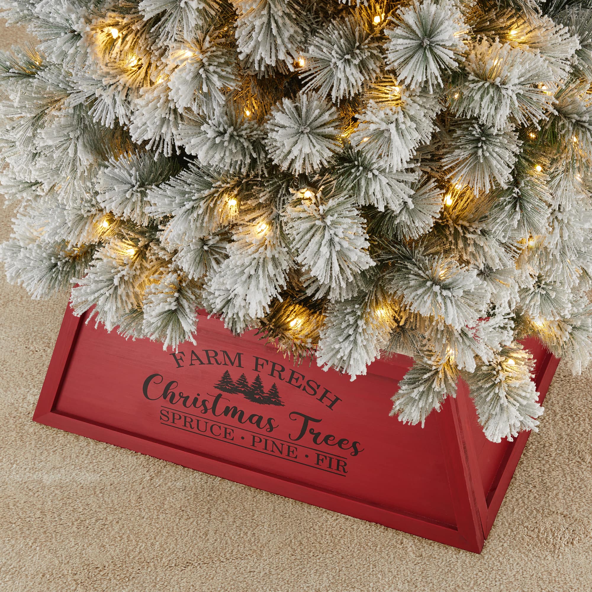 Glitzhome&#xAE; 32&#x22; Red Trapezoid Farm Fresh Christmas Tree Collar