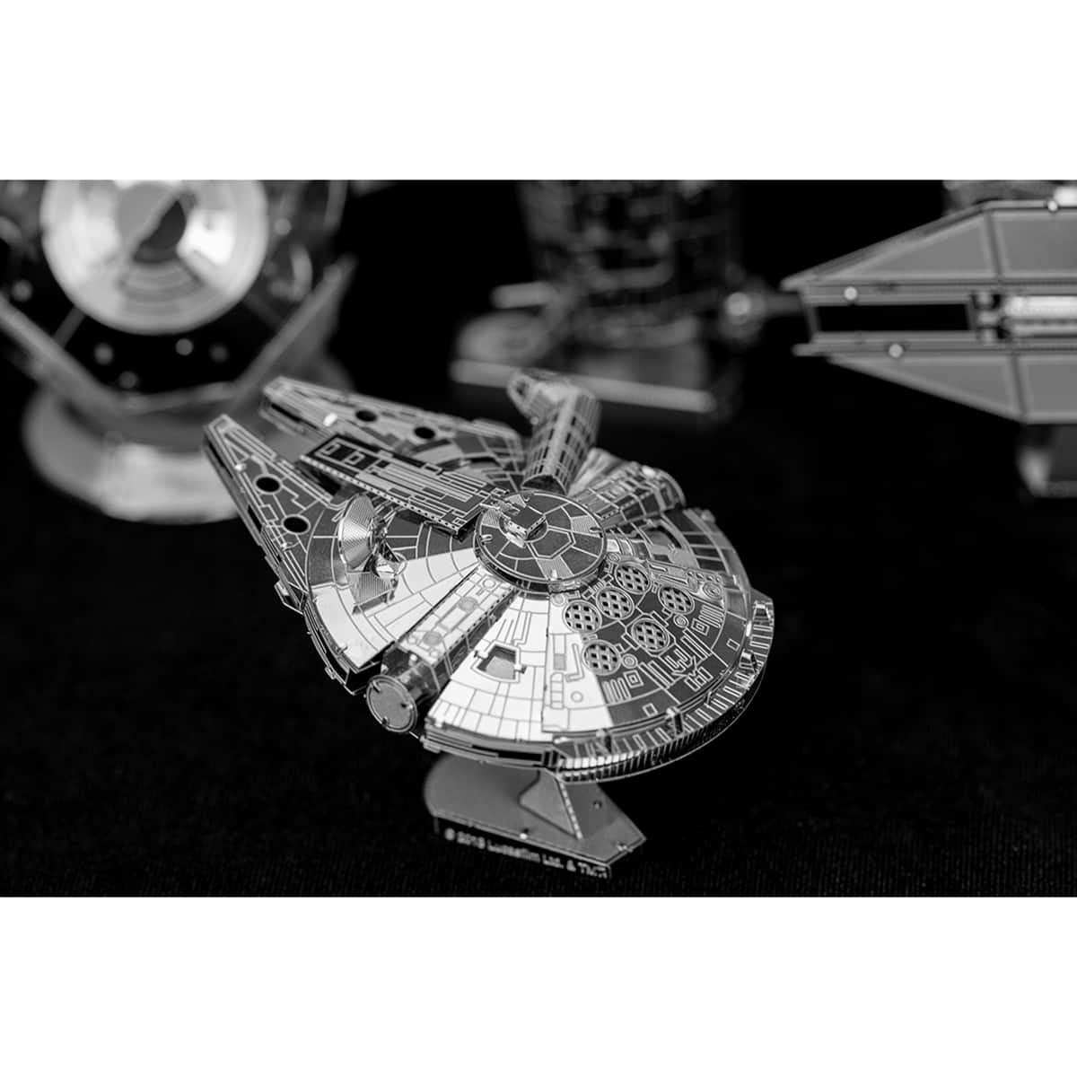 Metal Earth&#xAE; Star Wars&#x2122; Millennium Falcon&#x2122; Steel Model Kit