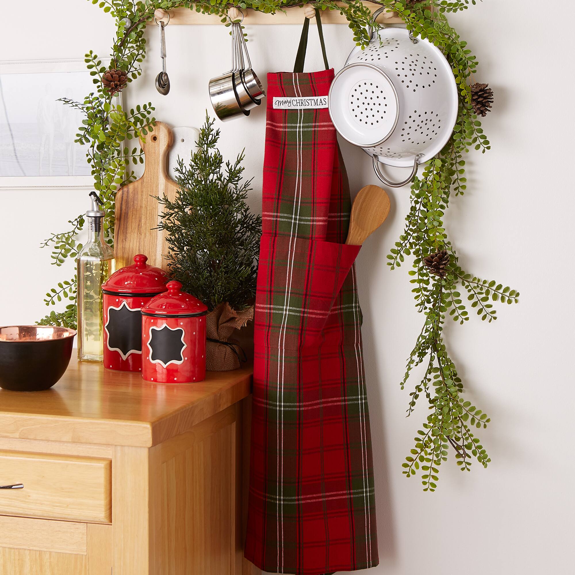DII&#xAE; Vintage Holiday Tartan Chef Apron