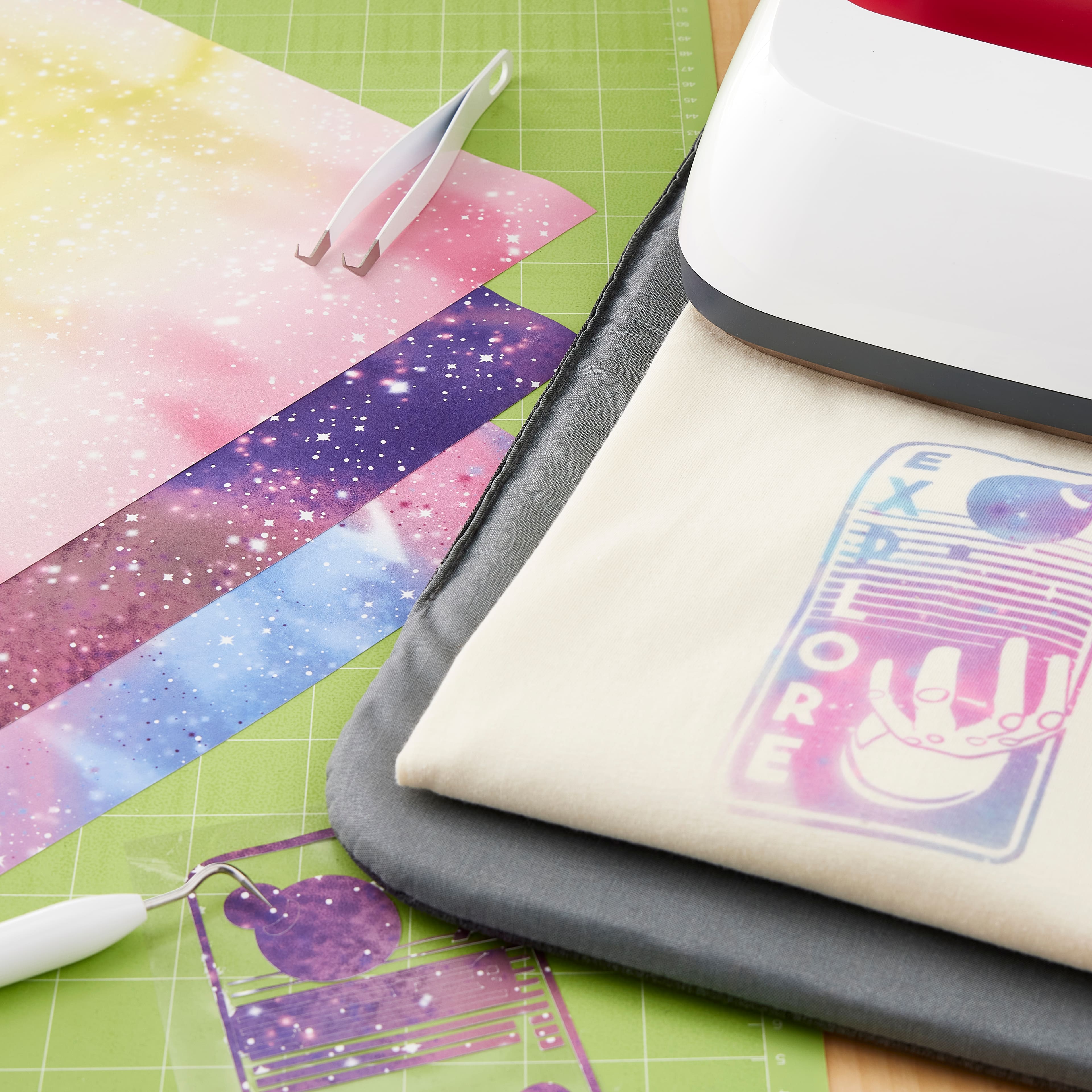 6 Packs: 4 ct. (24 total) Cricut&#xAE; Infusible Ink&#x2122; Transfer Sheet Patterns, Galactic Stars