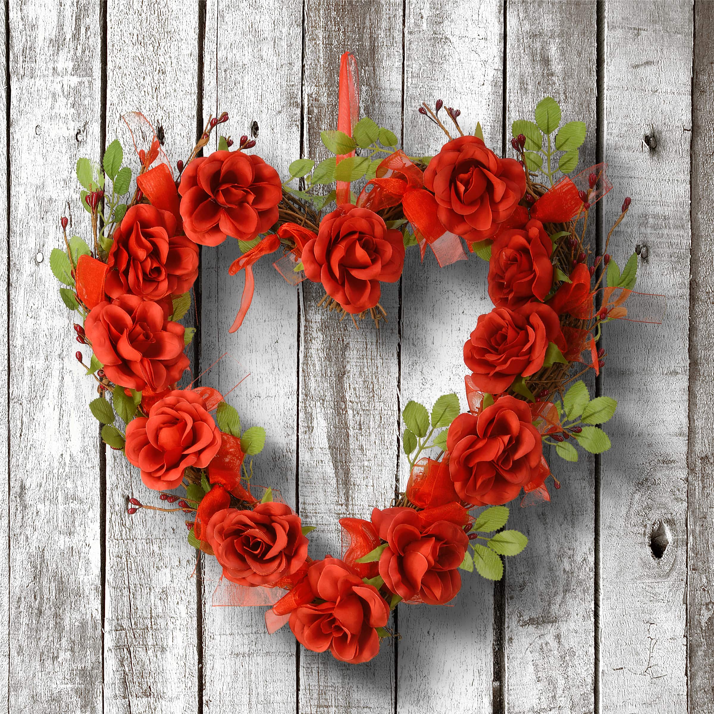 16&#x22; Valentine Heart Rose Wreath