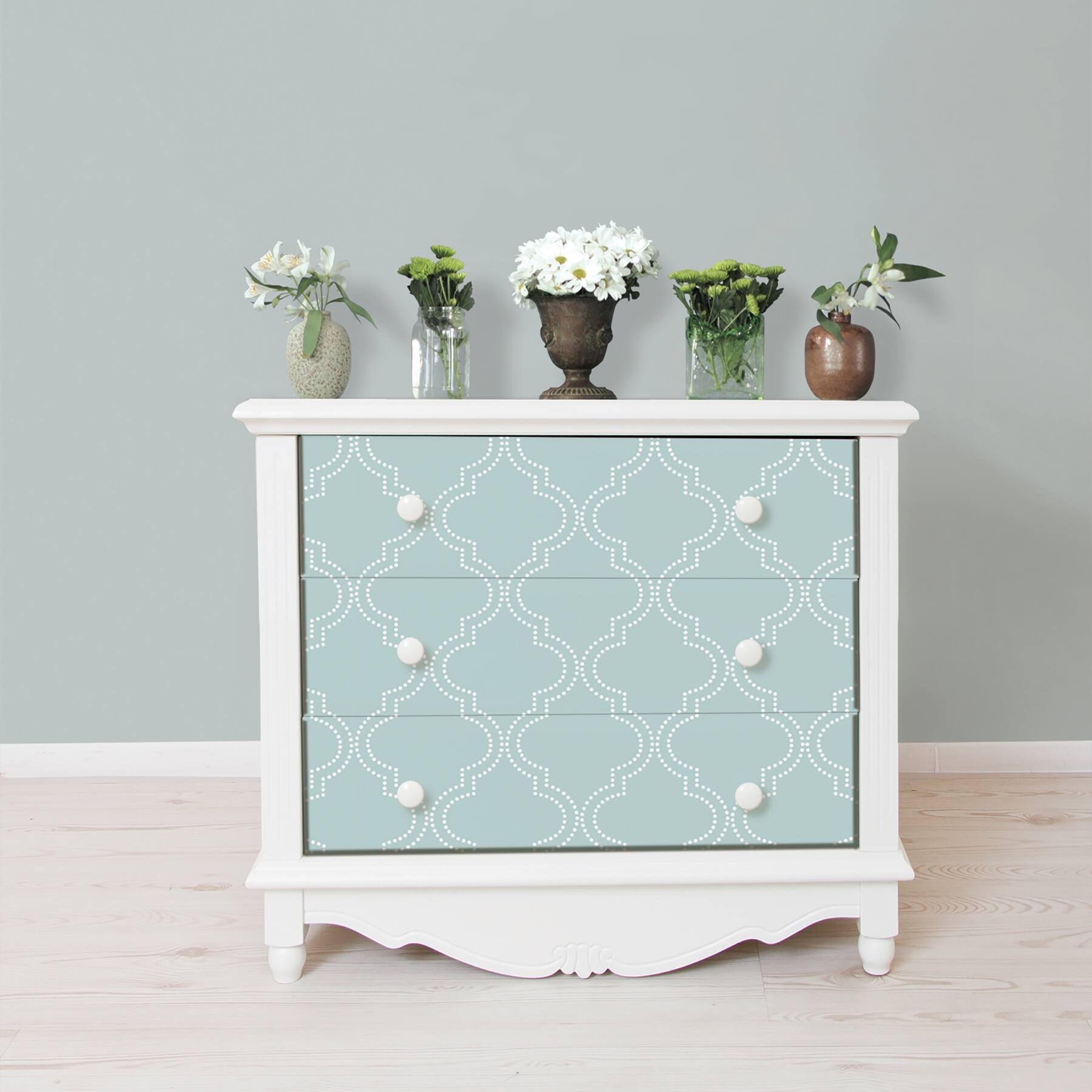 NuWallpaper Slate Blue Quatrefoil Peel &#x26; Stick Wallpaper