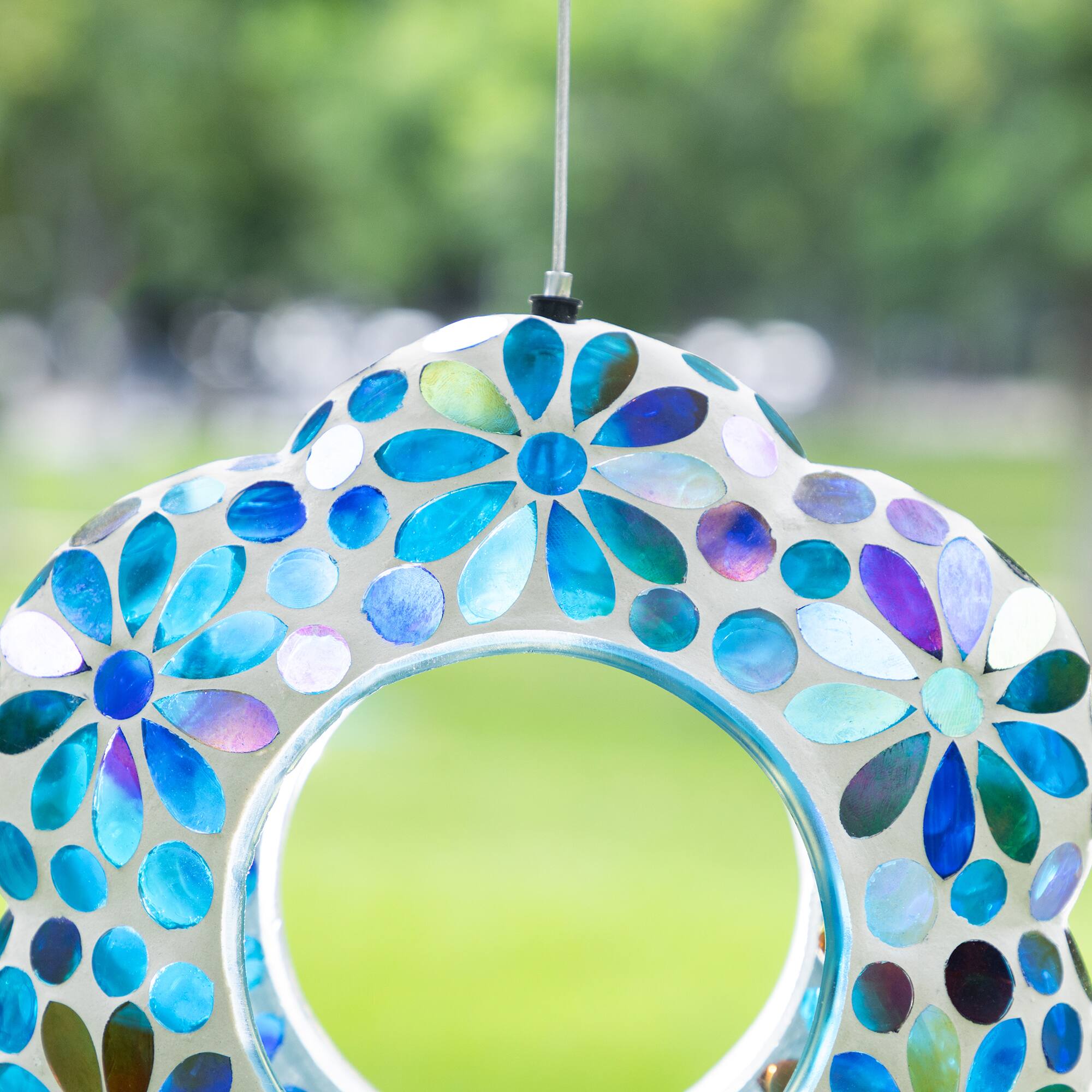 Glitzhome® 8.5" Glass Flower Shaped Hanging Multi-Color Mosaic Birdfeeder