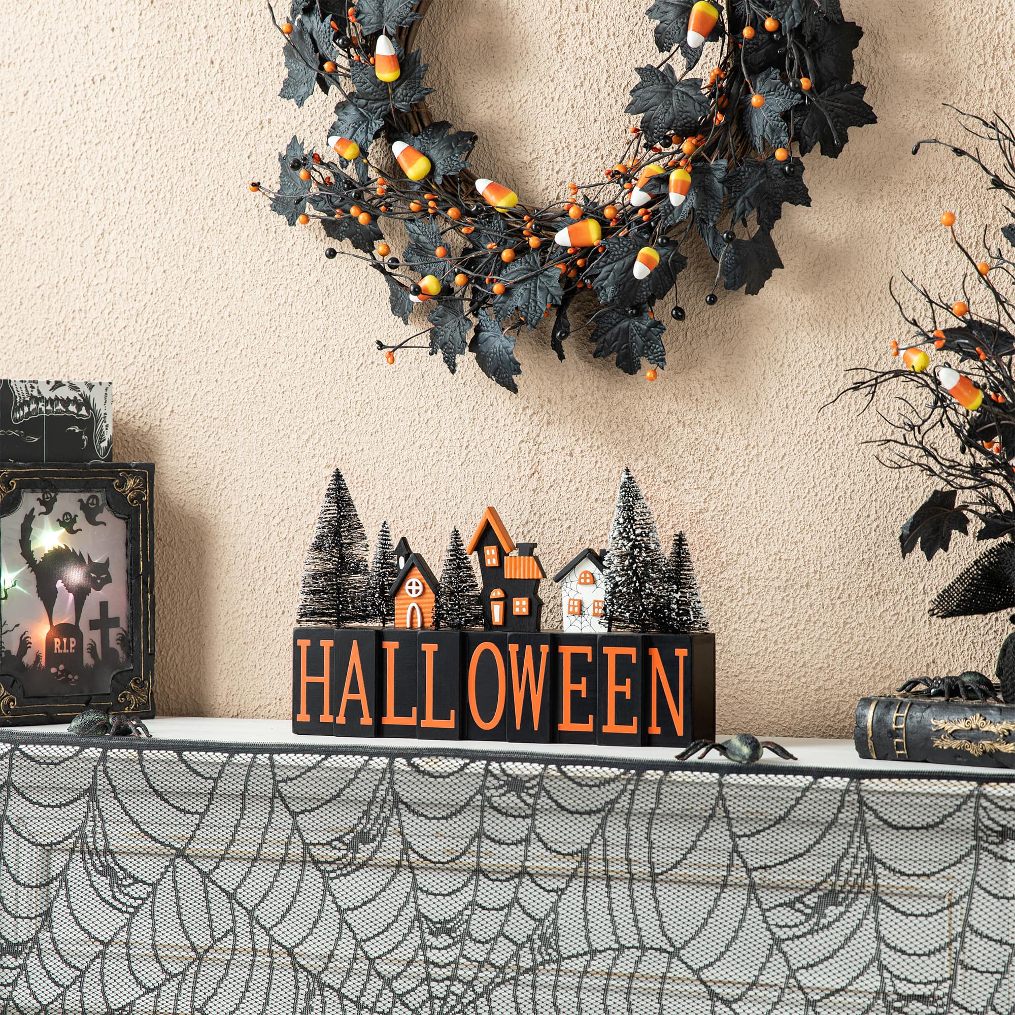 Glitzhome® 14" Halloween Wood Haunted House Table Sign