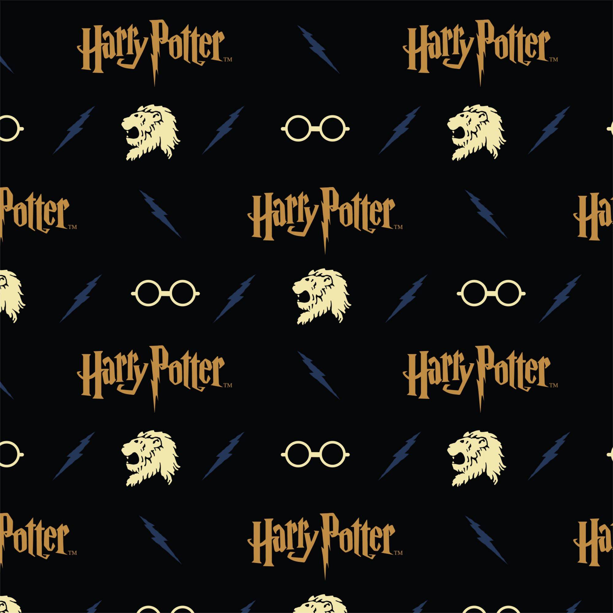 Camelot Fabrics Harry Potter Gryffindor Lion Fleece Precut Set