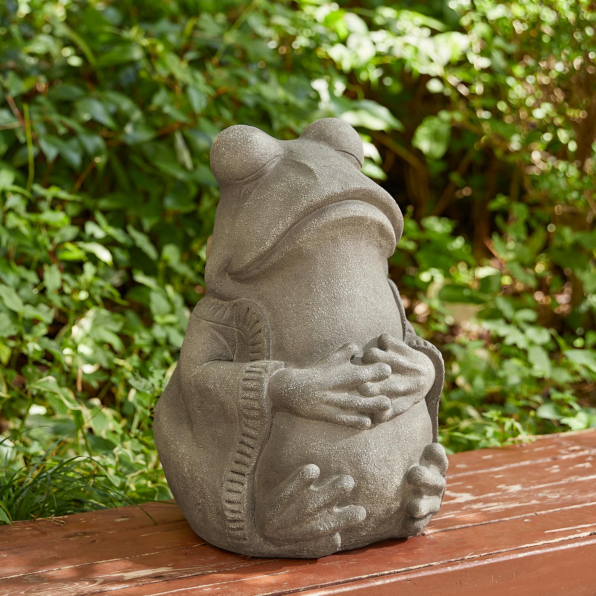 Glitzhome&#xAE; 16.75&#x22; Faux Concrete Zen-Style Frog Garden Statue