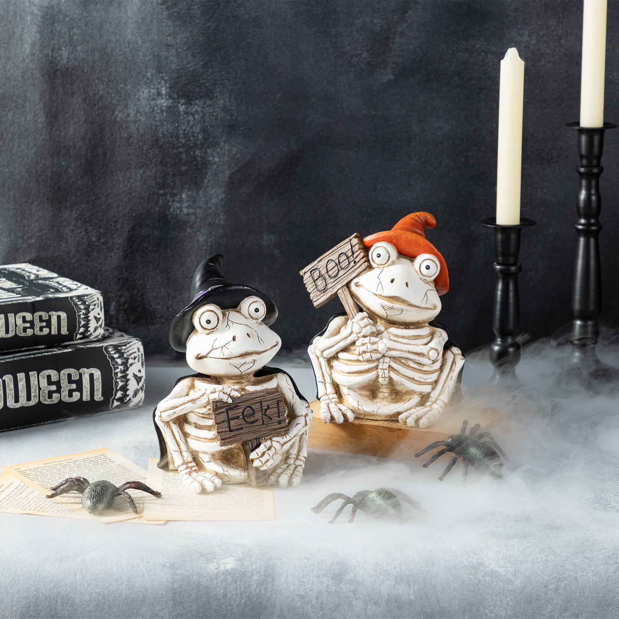 Glitzhome&#xAE; 7&#x22;H Halloween Resin Skeleton Frogs Table Decor Set