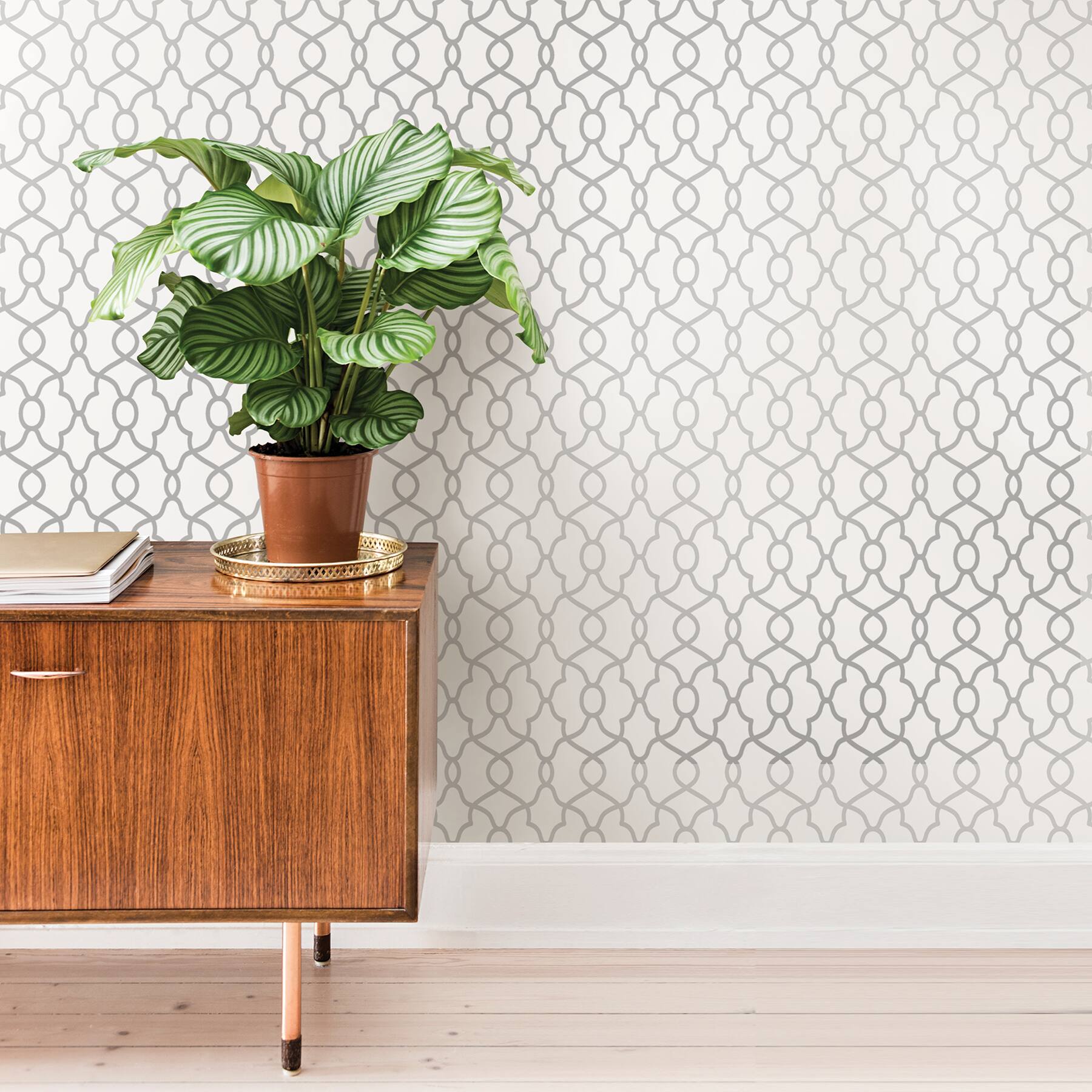 NuWallpaper White &#x26; Silver Clearly Cool Peel &#x26; Stick Wallpaper