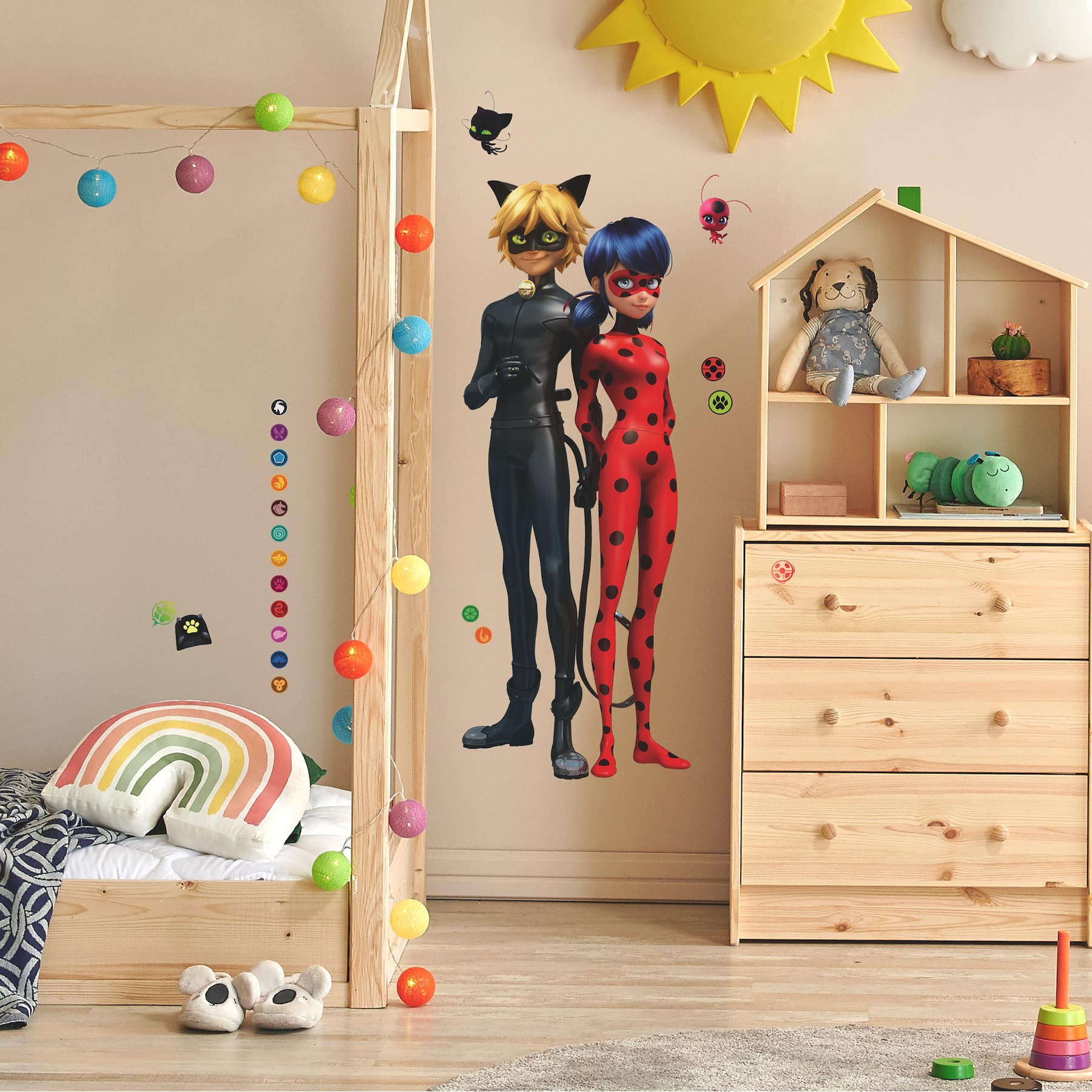 RoomMates Miraculous: Tales Of Ladybug and Cat Noir Giant Peel &#x26; Stick Wall Decals