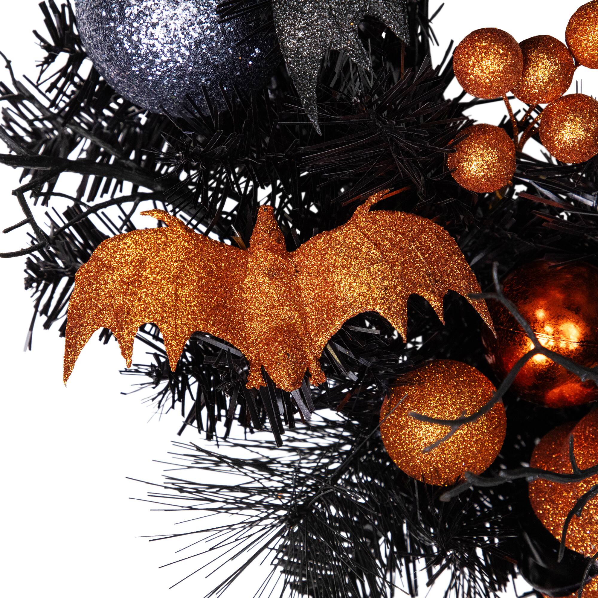 24'' Unlit Orange Ornaments and Ghost Halloween Pine Wreath