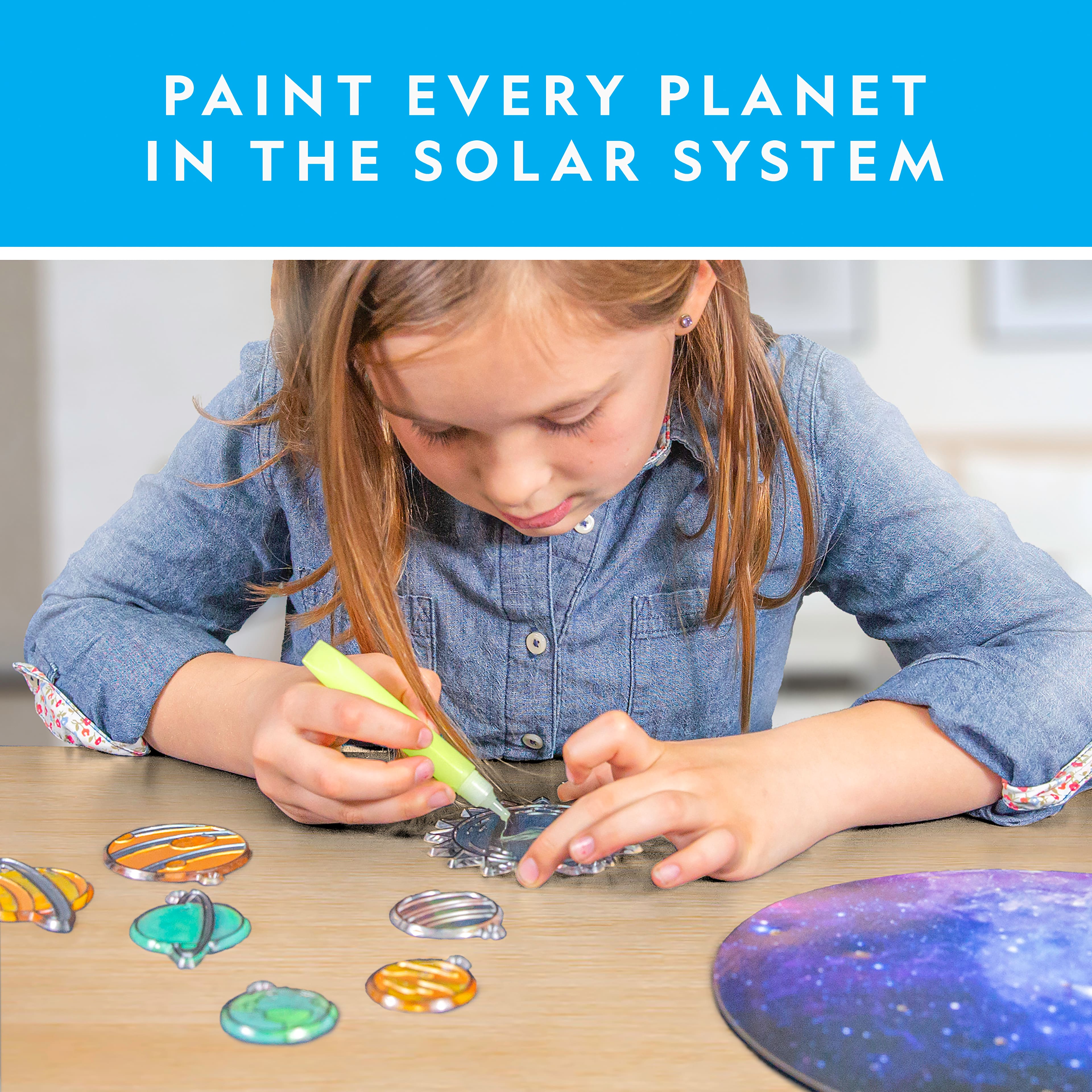 National Geographic&#x2122; The Solar System Glow-In-the-Dark Stained Glass Craft Kit