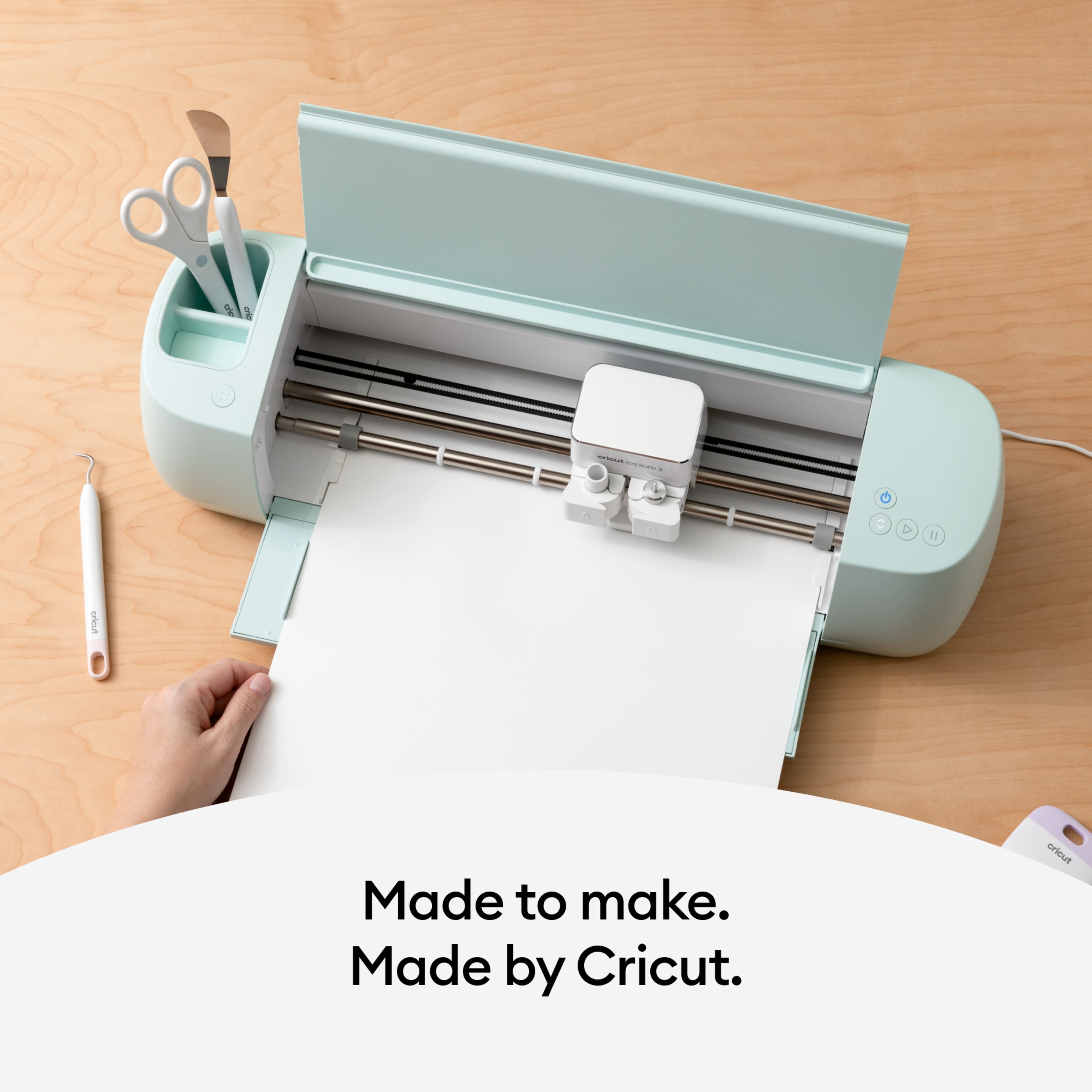 Cricut&#xAE; Smart Label&#x2122; 13&#x22; x 24&#x22;  Dissolvable Paper, White