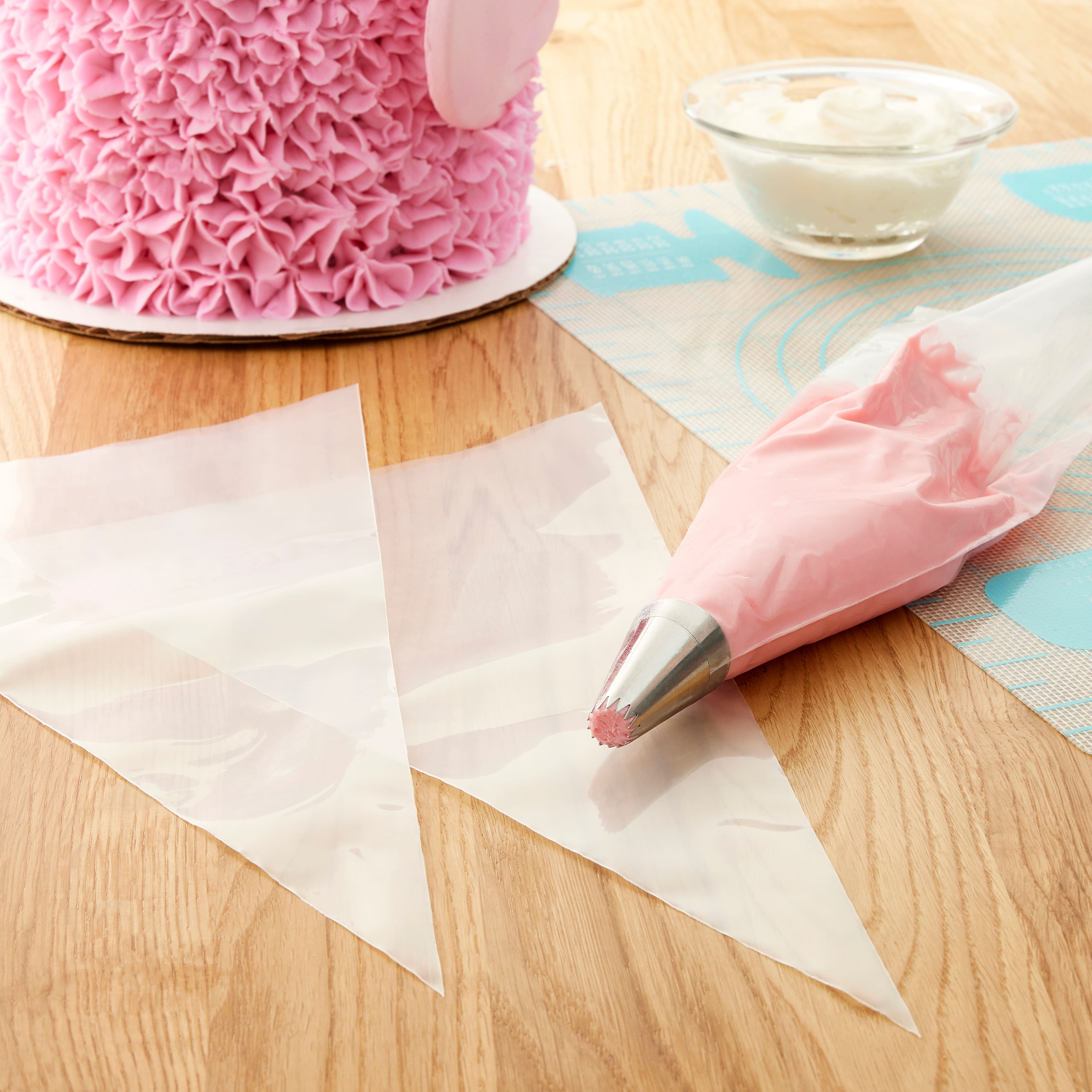 Disposable Decorating Bags by Celebrate It&#xAE;, 12ct.